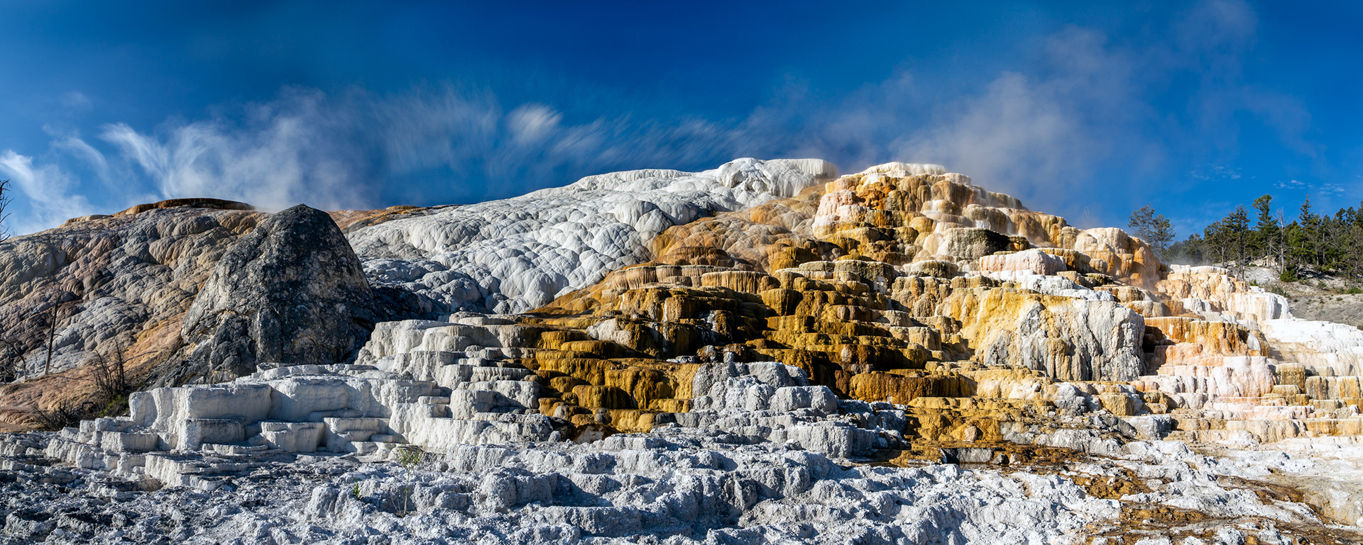 Upper Terraces, Mammoth Hot Springs. Yellowstone National Park, Wyoming.