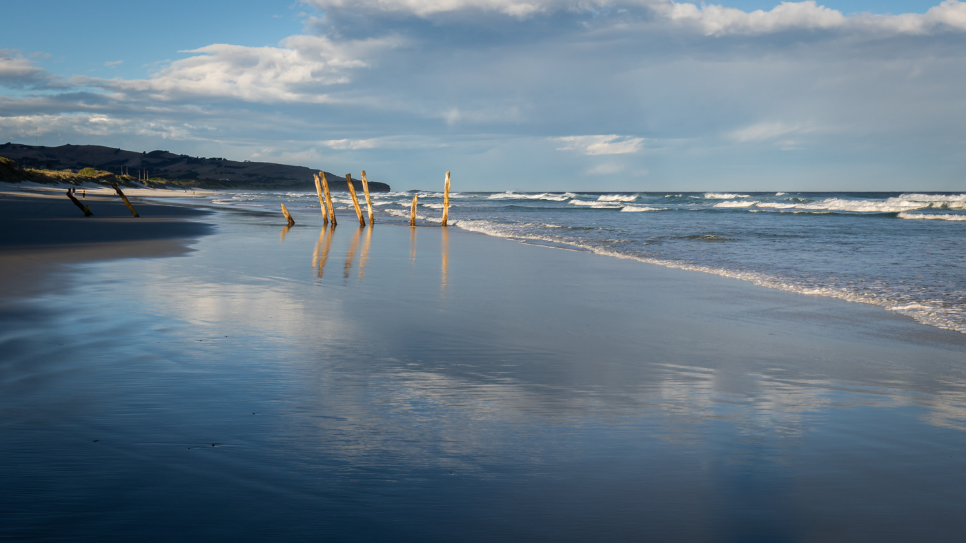 Late afternoon on Saint Clair Beach, Dunedin