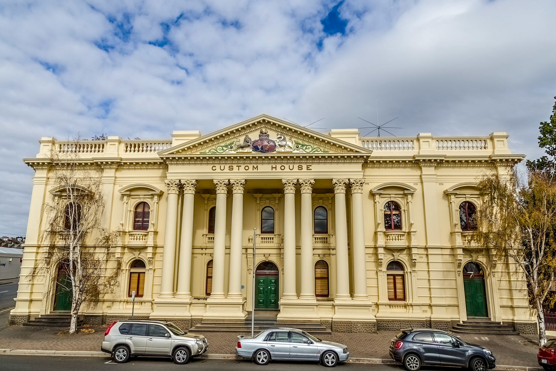 Custom House (completed 1888)