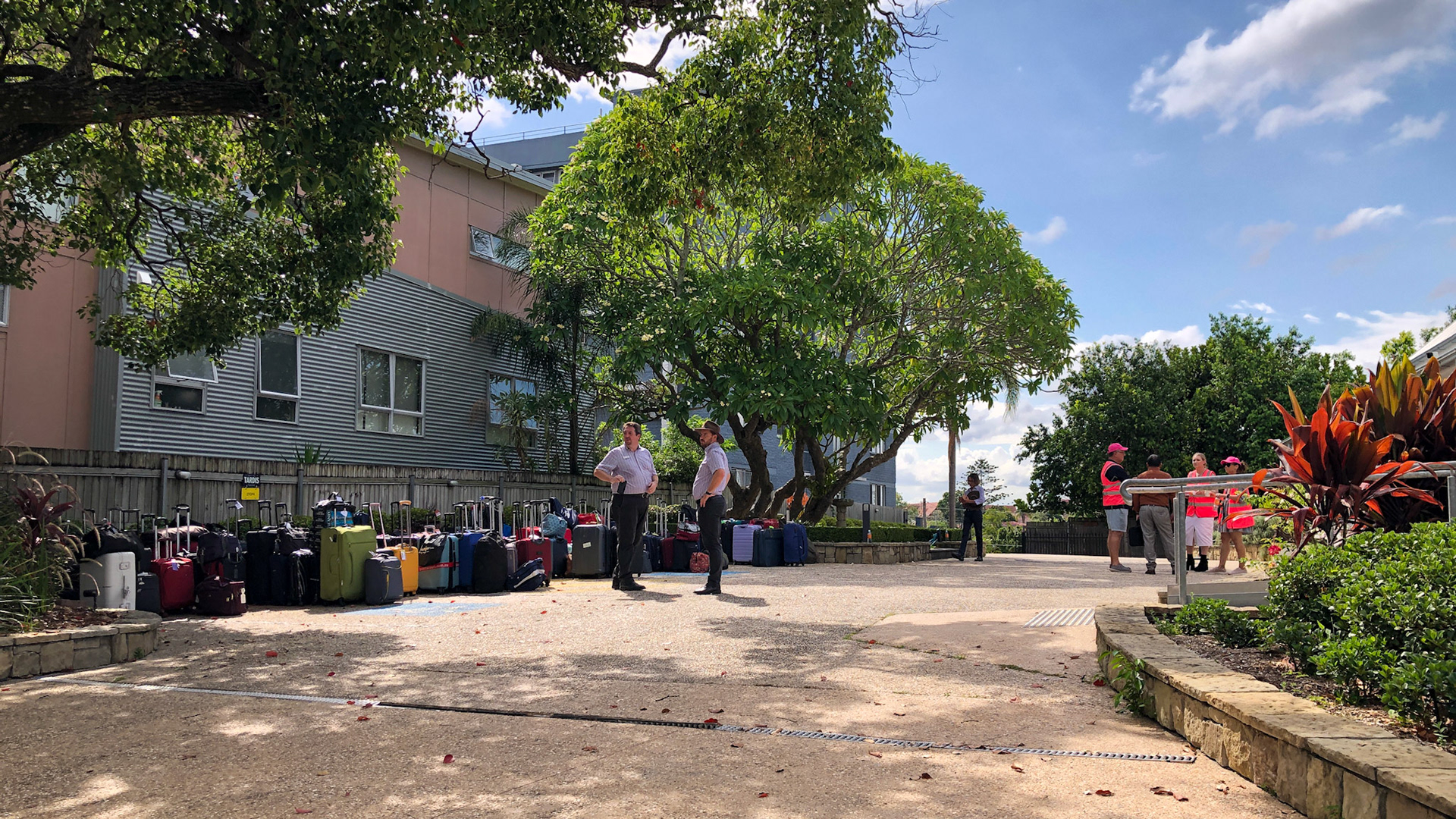 Hanworth House Check-in and Baggage Drop