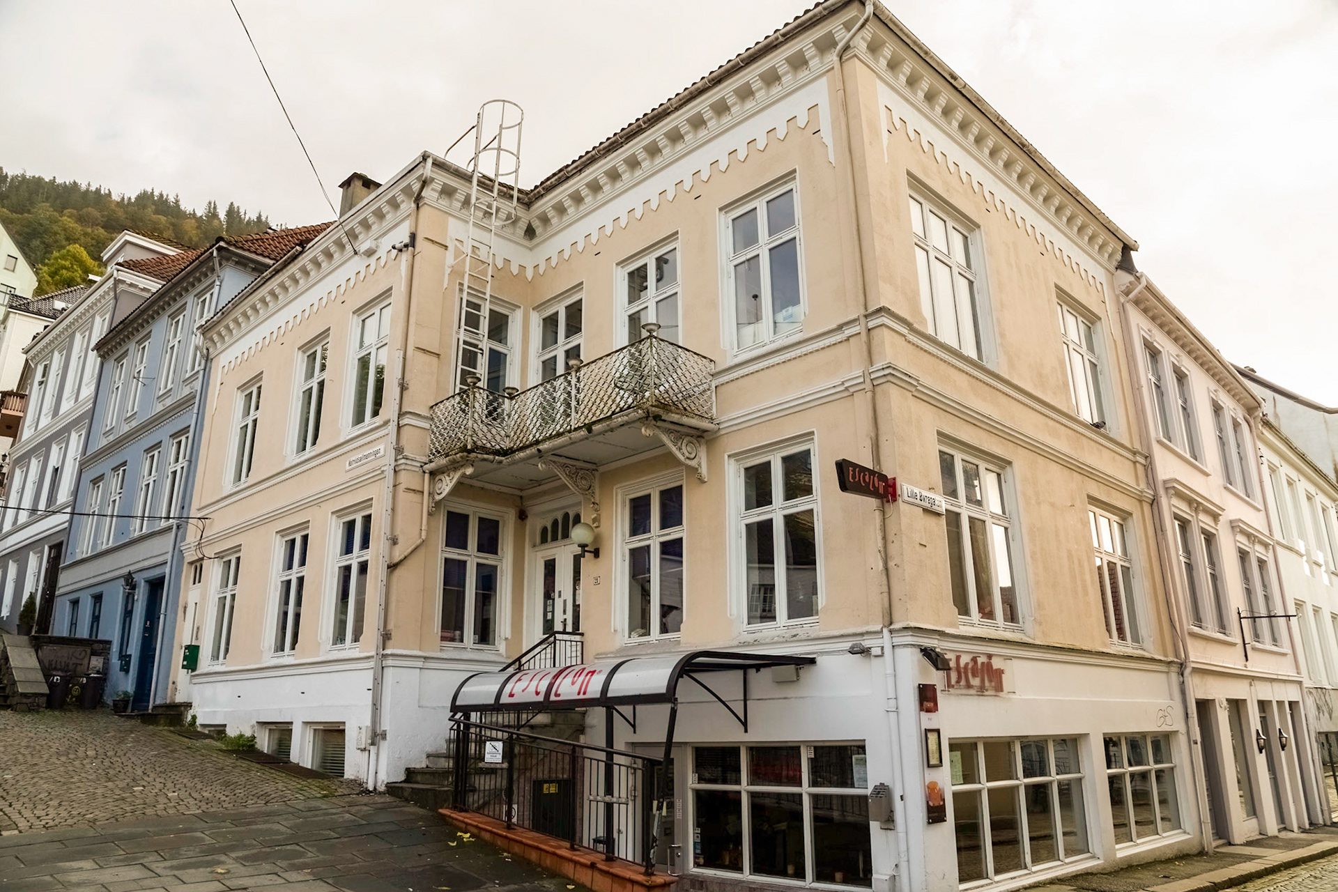 On a walk around the streets of old Bergen