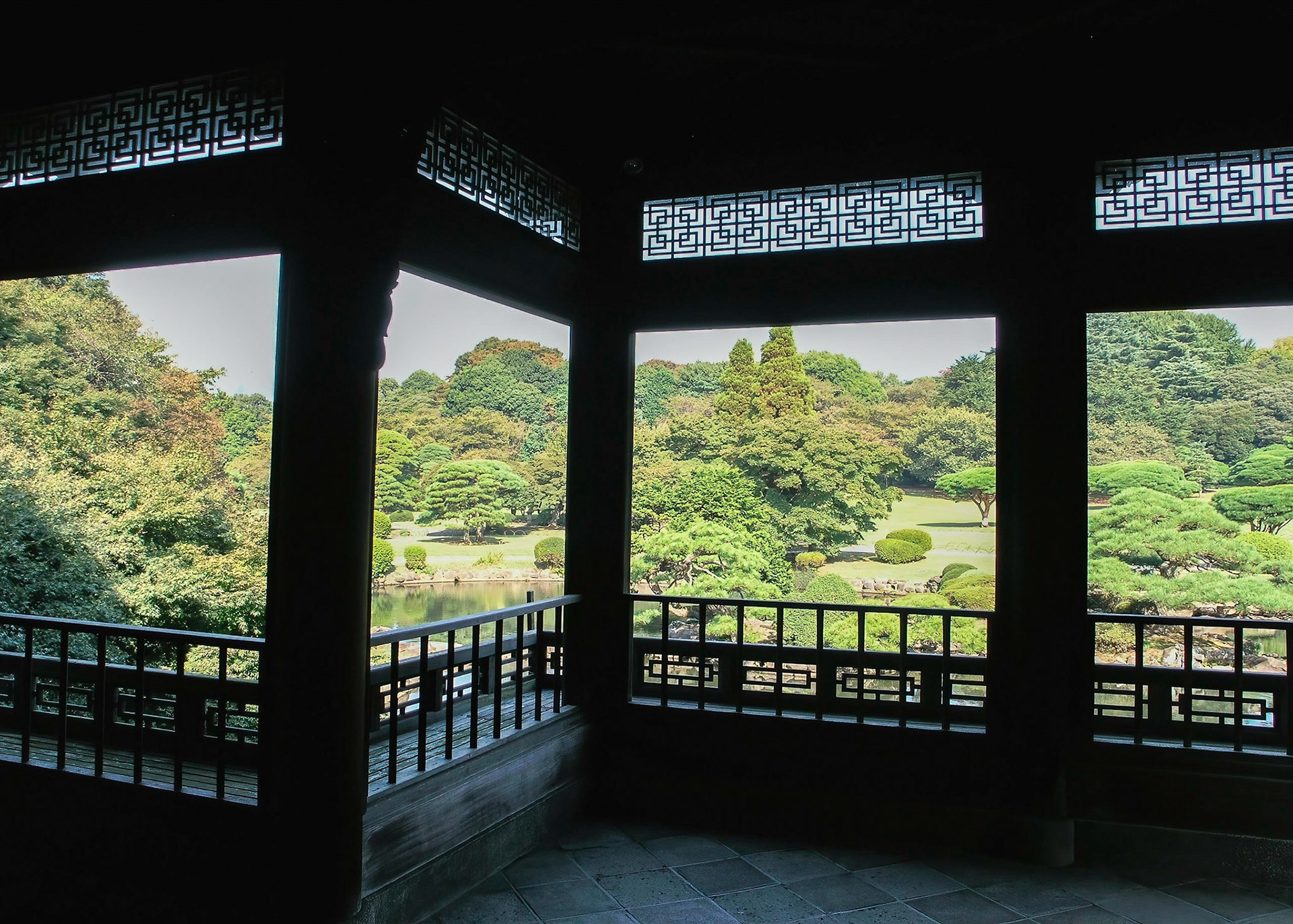 Shinjuku Gyoen National Garden