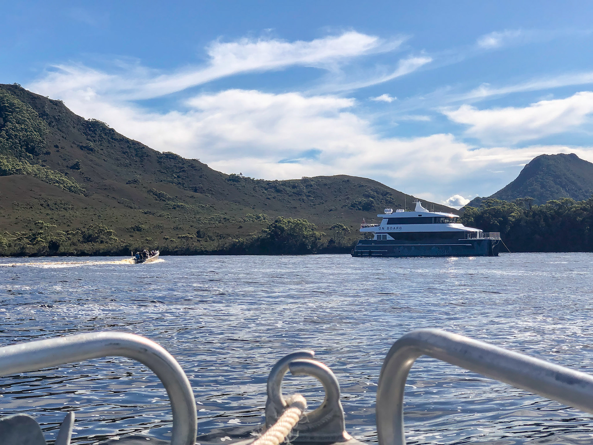 Approaching the 'Odalisque III' in Bramble Cove