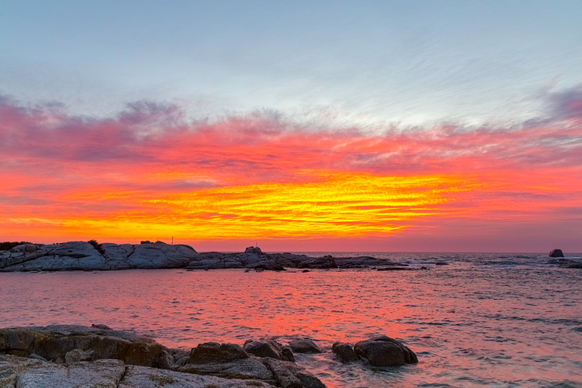 Pre-dawn light at The Glutch, Bicheno.
