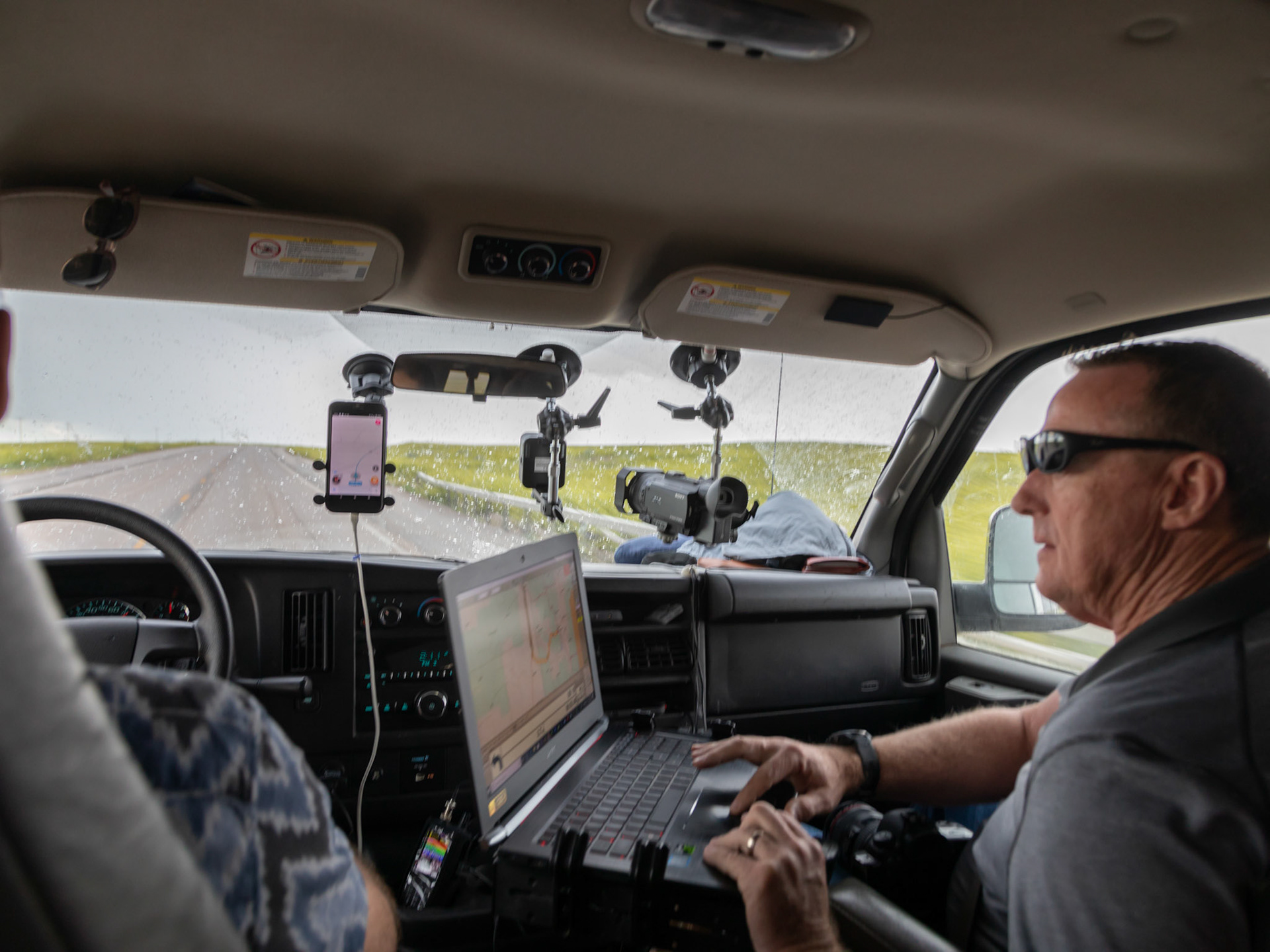 9 Jul: Chief tornado hunter, Roger Hill (Silver Lining Tours)