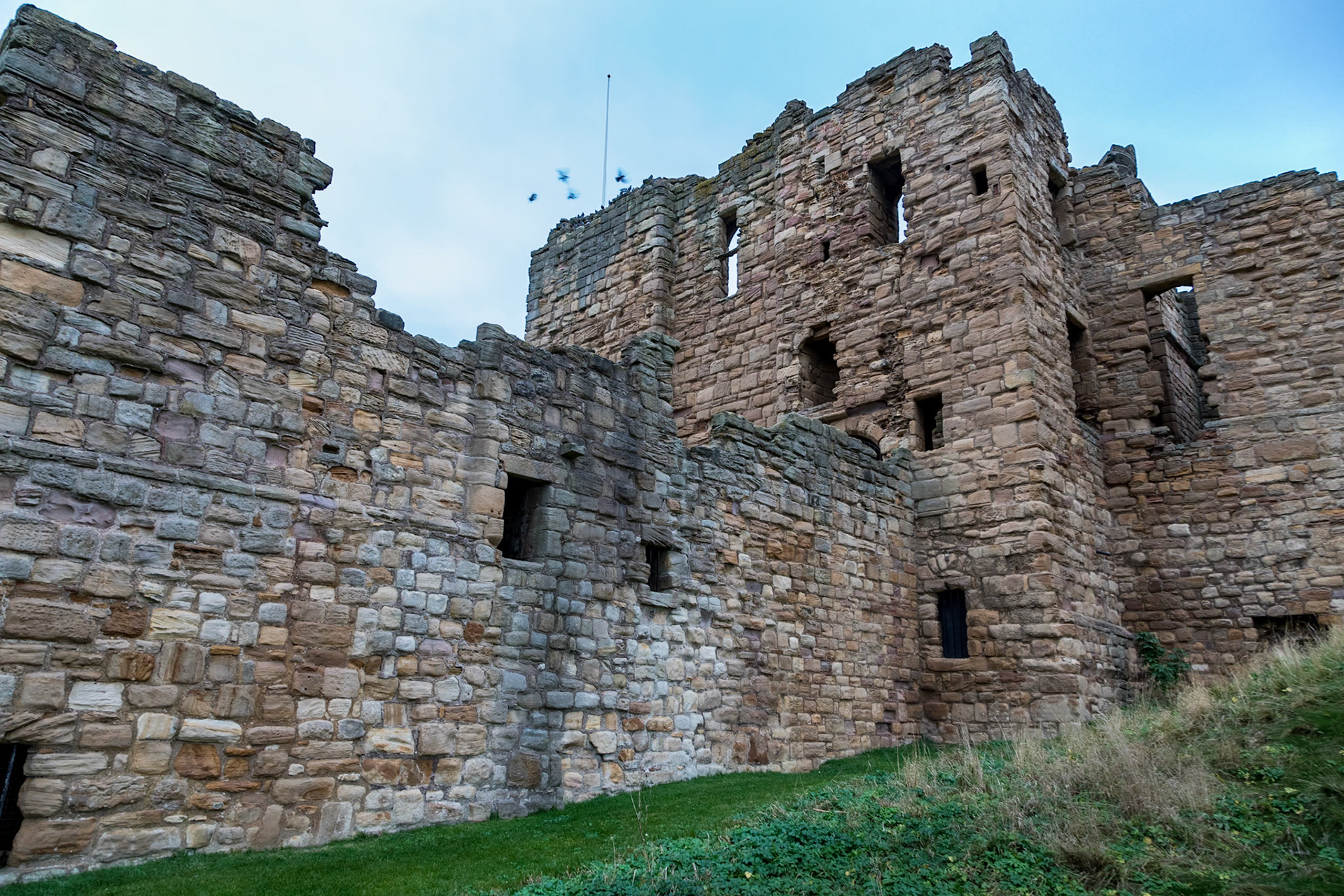 Tynemouth Priory and Castle (13th century)