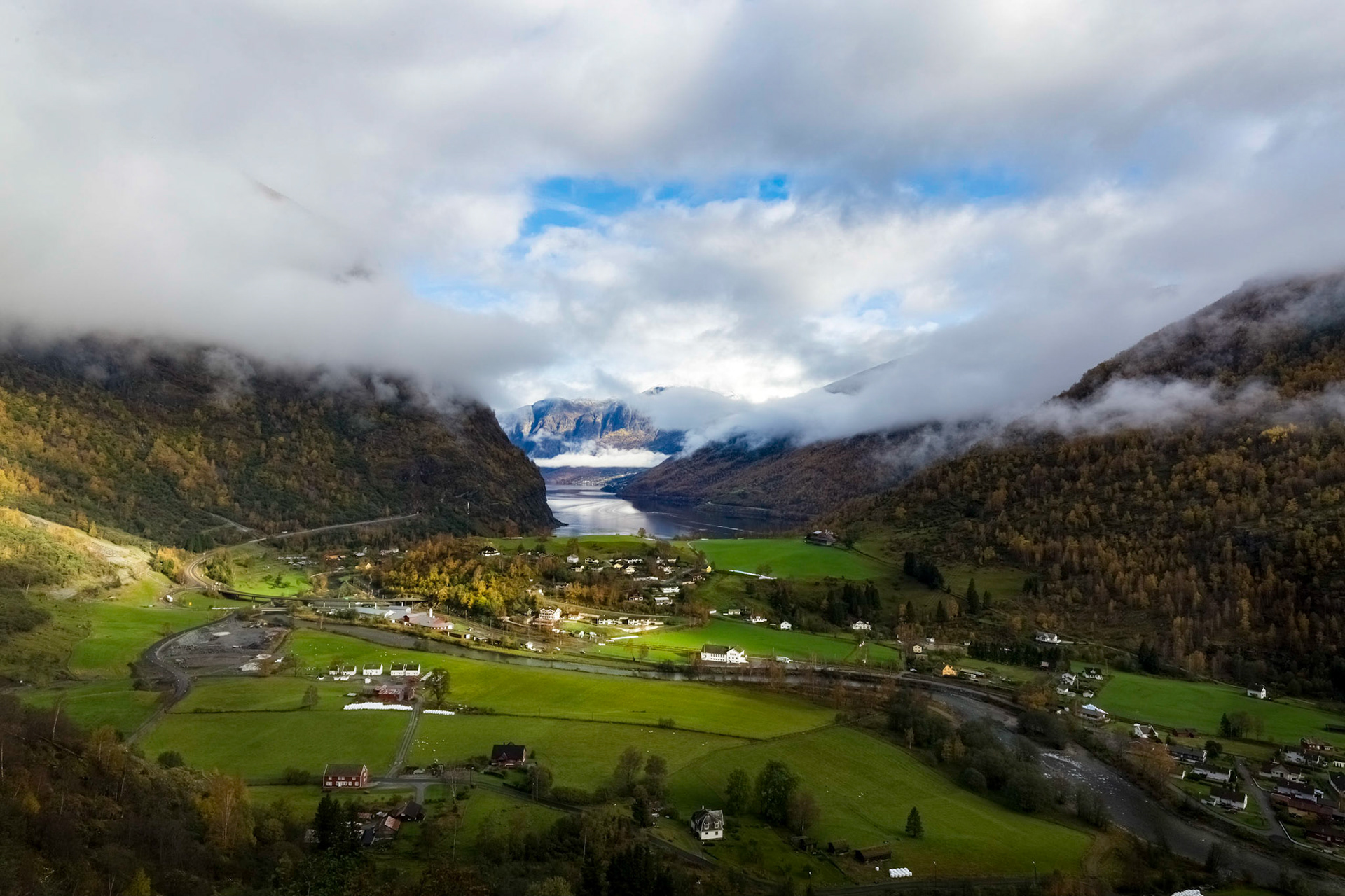 View over the Flåm valley down to the Aurlandsfjord