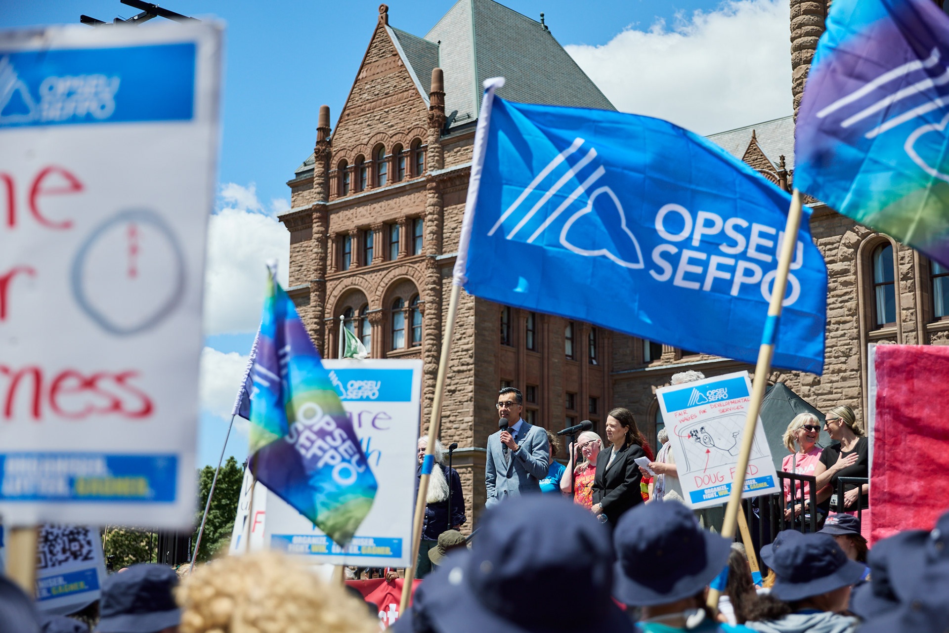 OPSEU/SEFPO at Ontario Health Coalition Rally