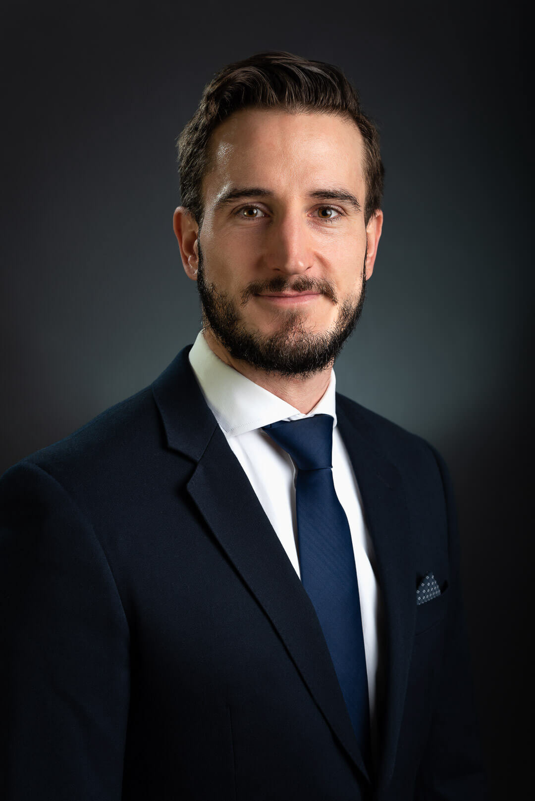 business photo, headshot, portrait, formal suit, blue tie