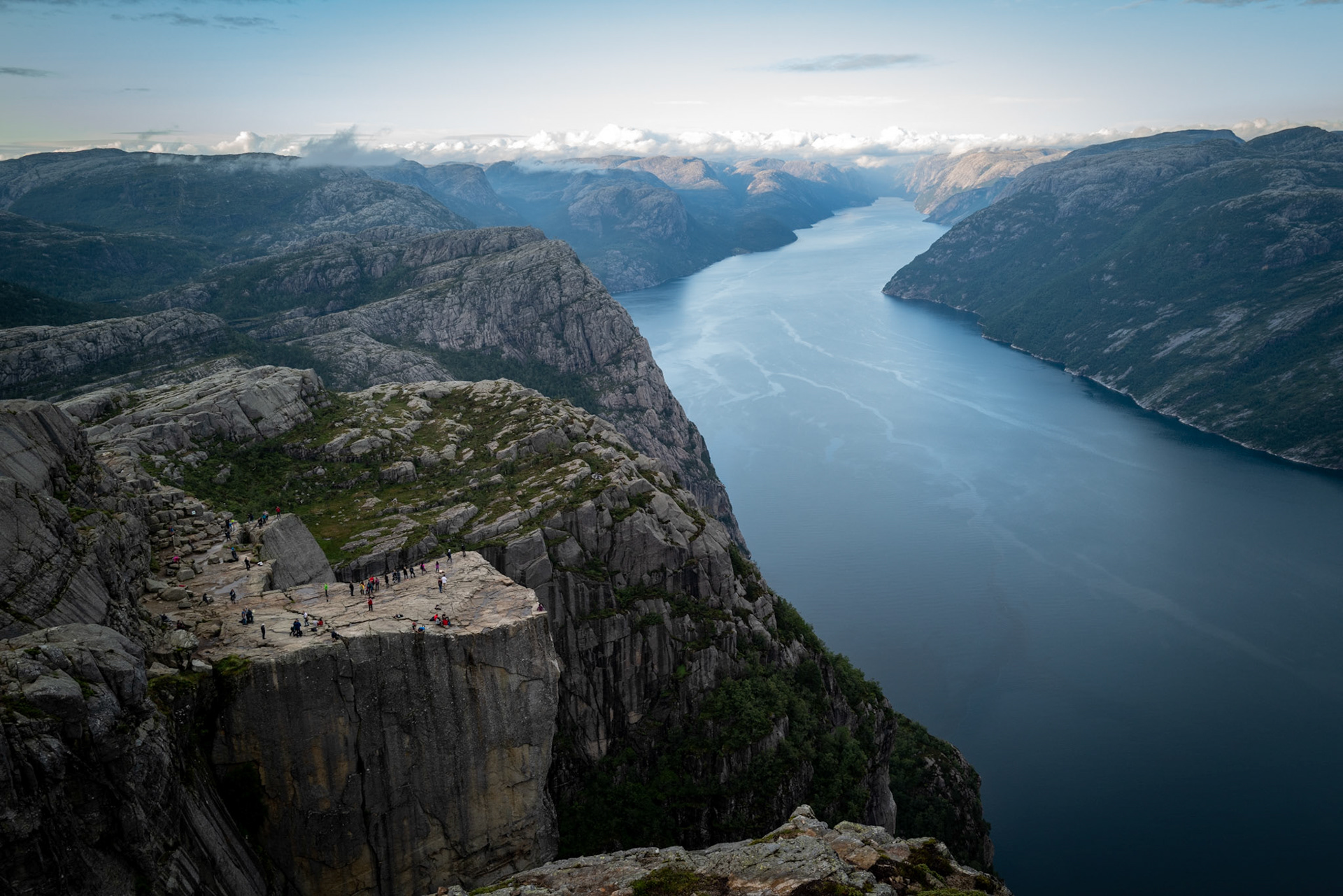 Preikestolen - crowded version part 2