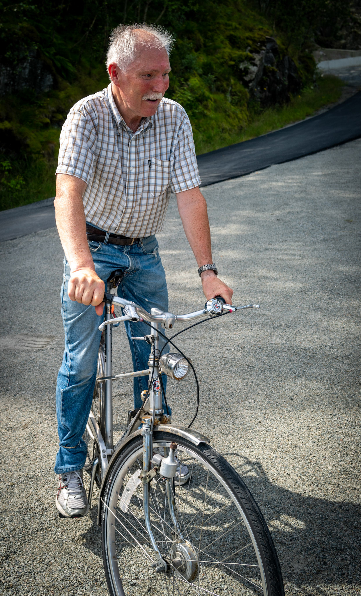 DBS - Best norwegian bike according to this friendly man with incredible stamina!