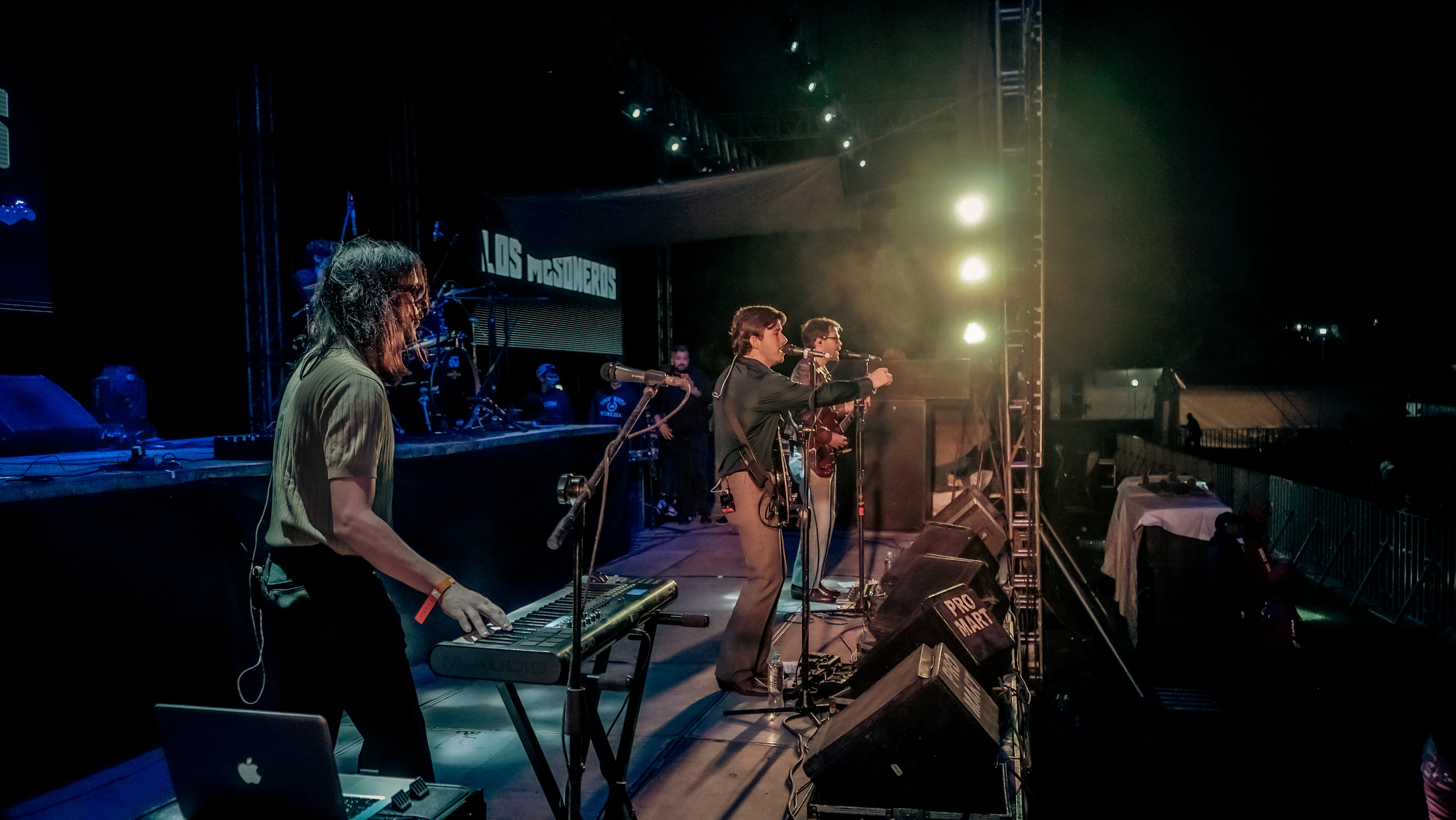 Los Mesoneros