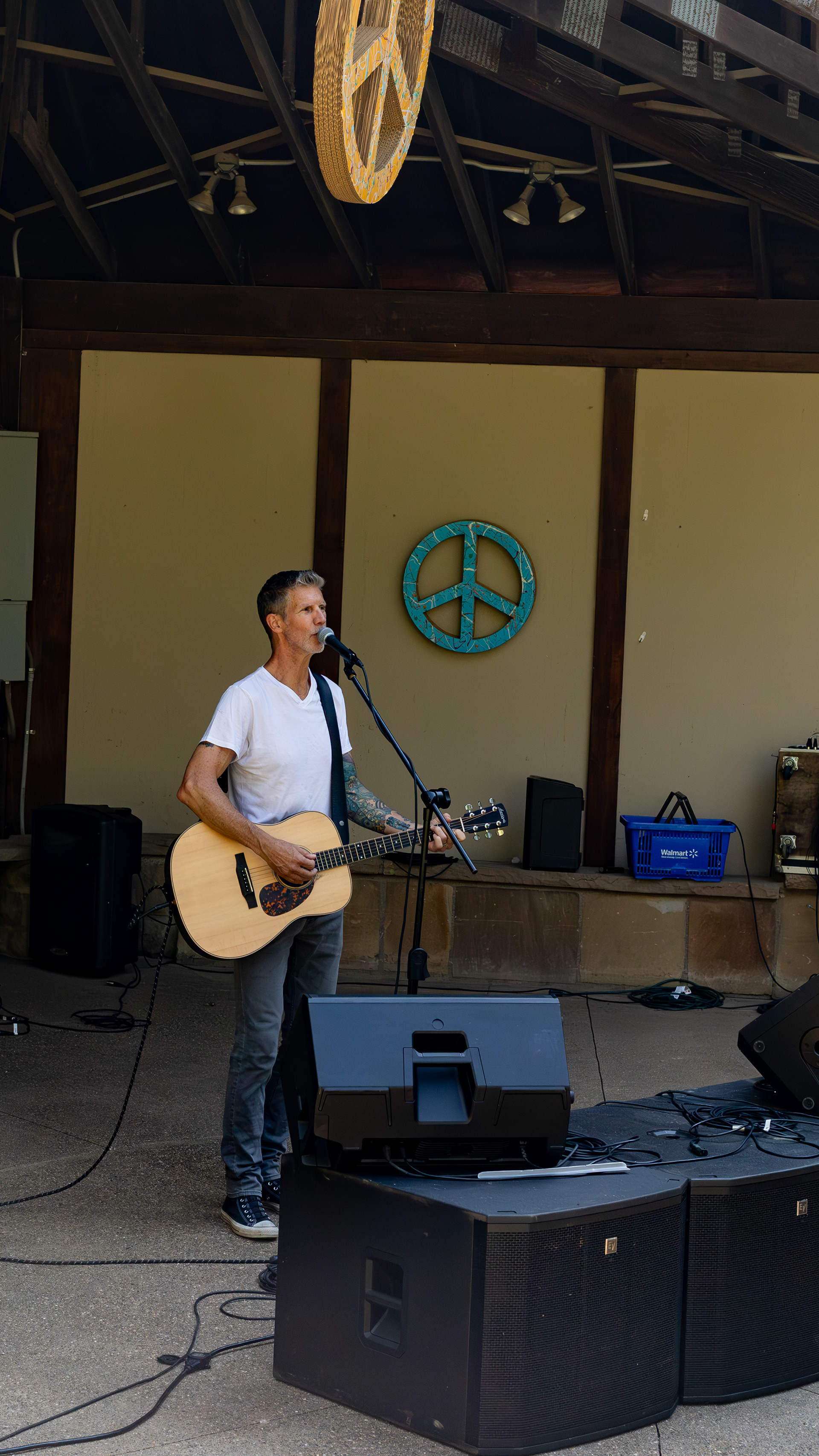 Scott Blasey of The Clarks