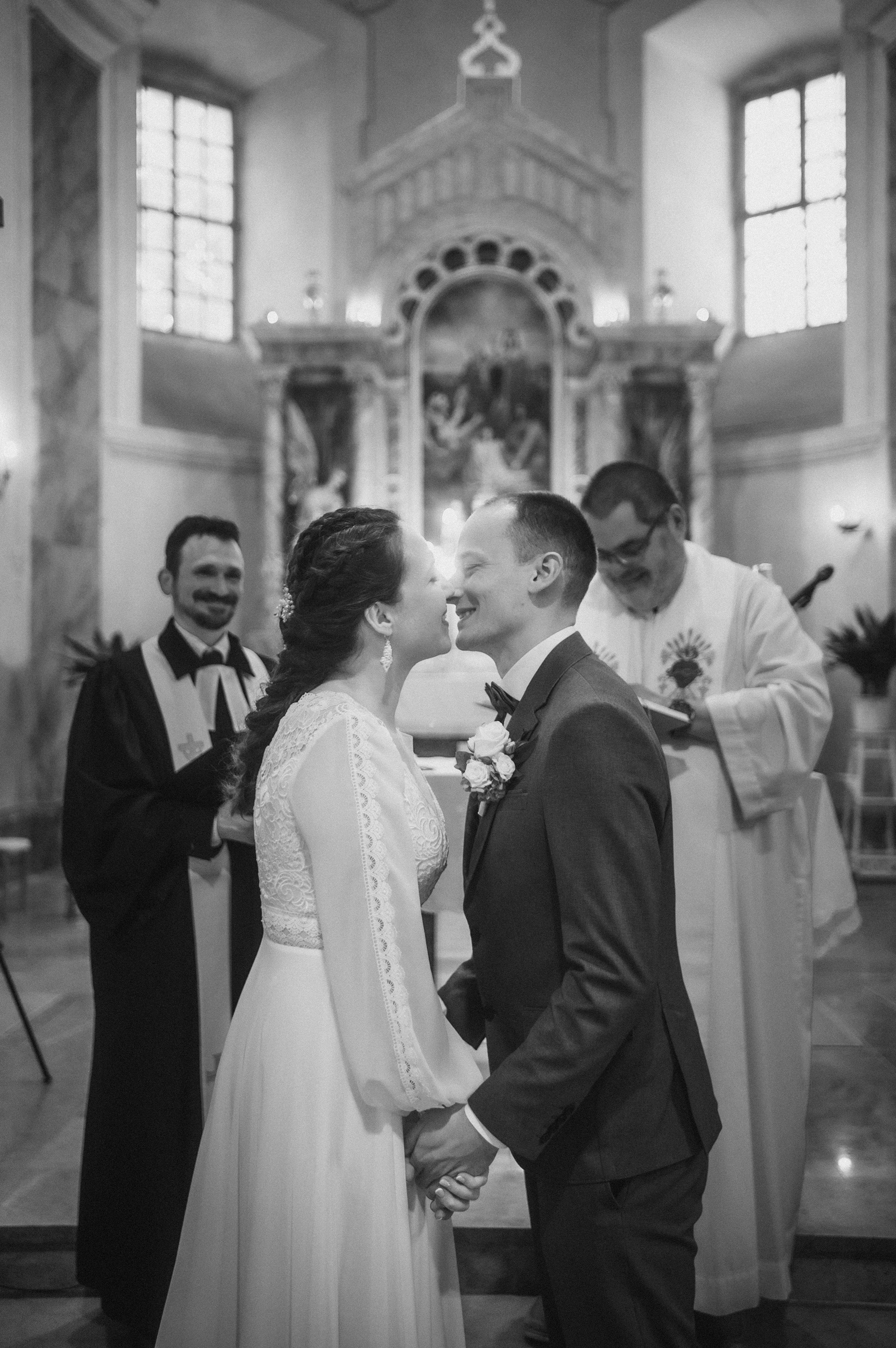 Templomi esküvő ASA Fényképészet fotózásában