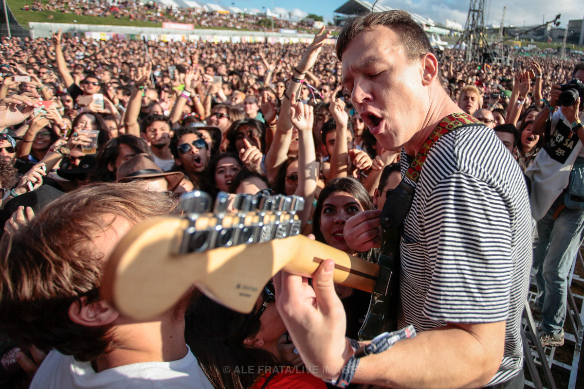 Cage The Elephant