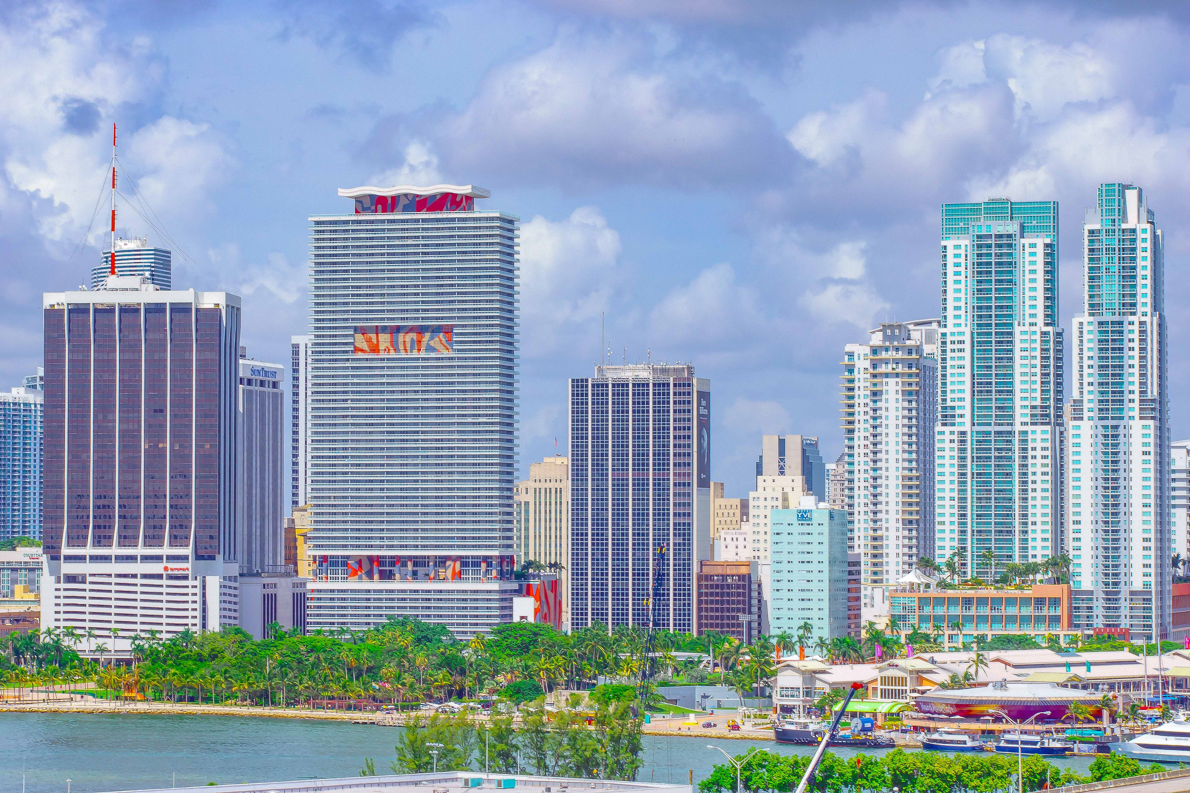 Miami, USA: prelude no. 1626 (2018)