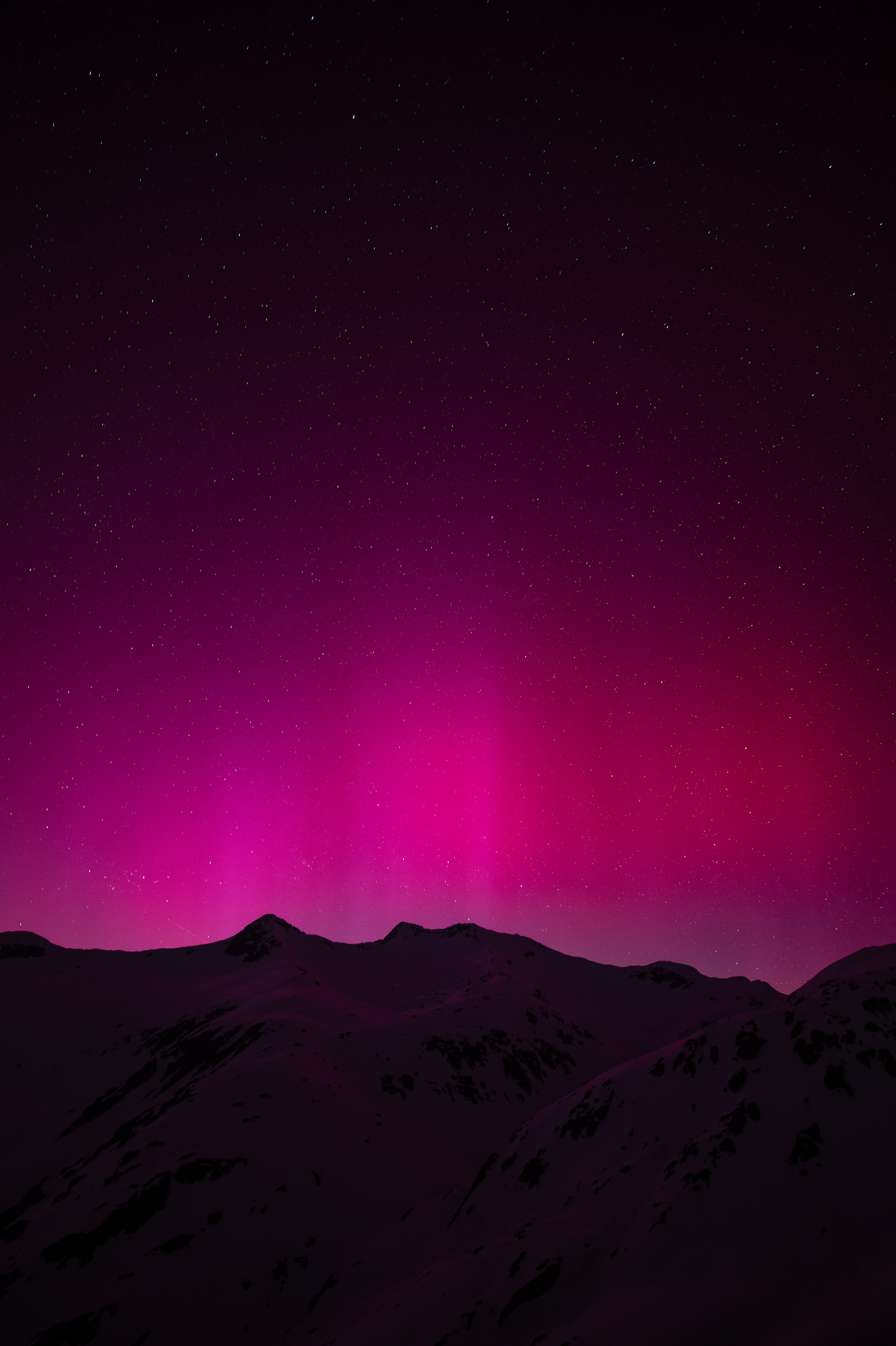 Pizzo centrale (3000m) and northern lights 05.2024