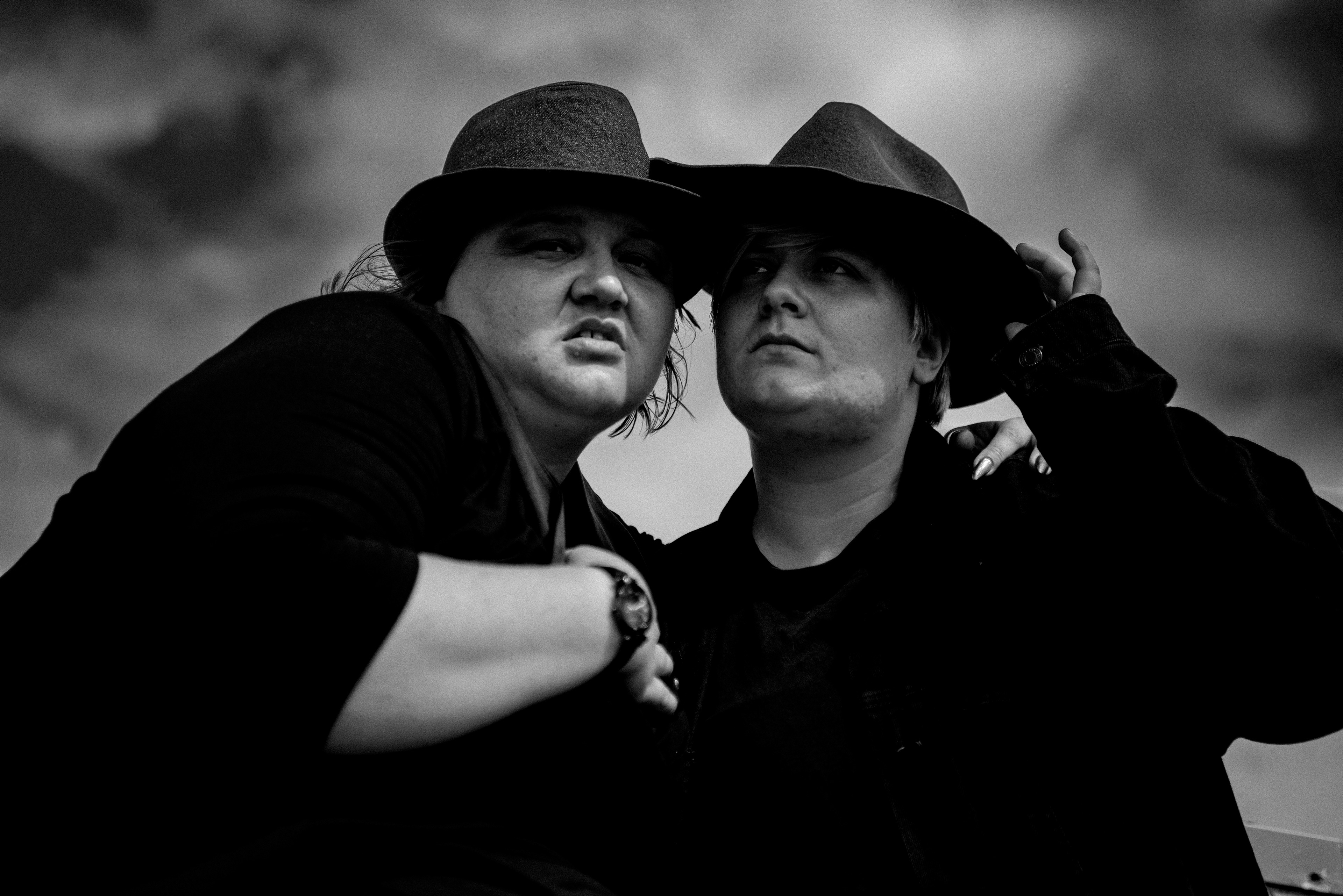 Models - ArinaRayne & Emmett Bullions