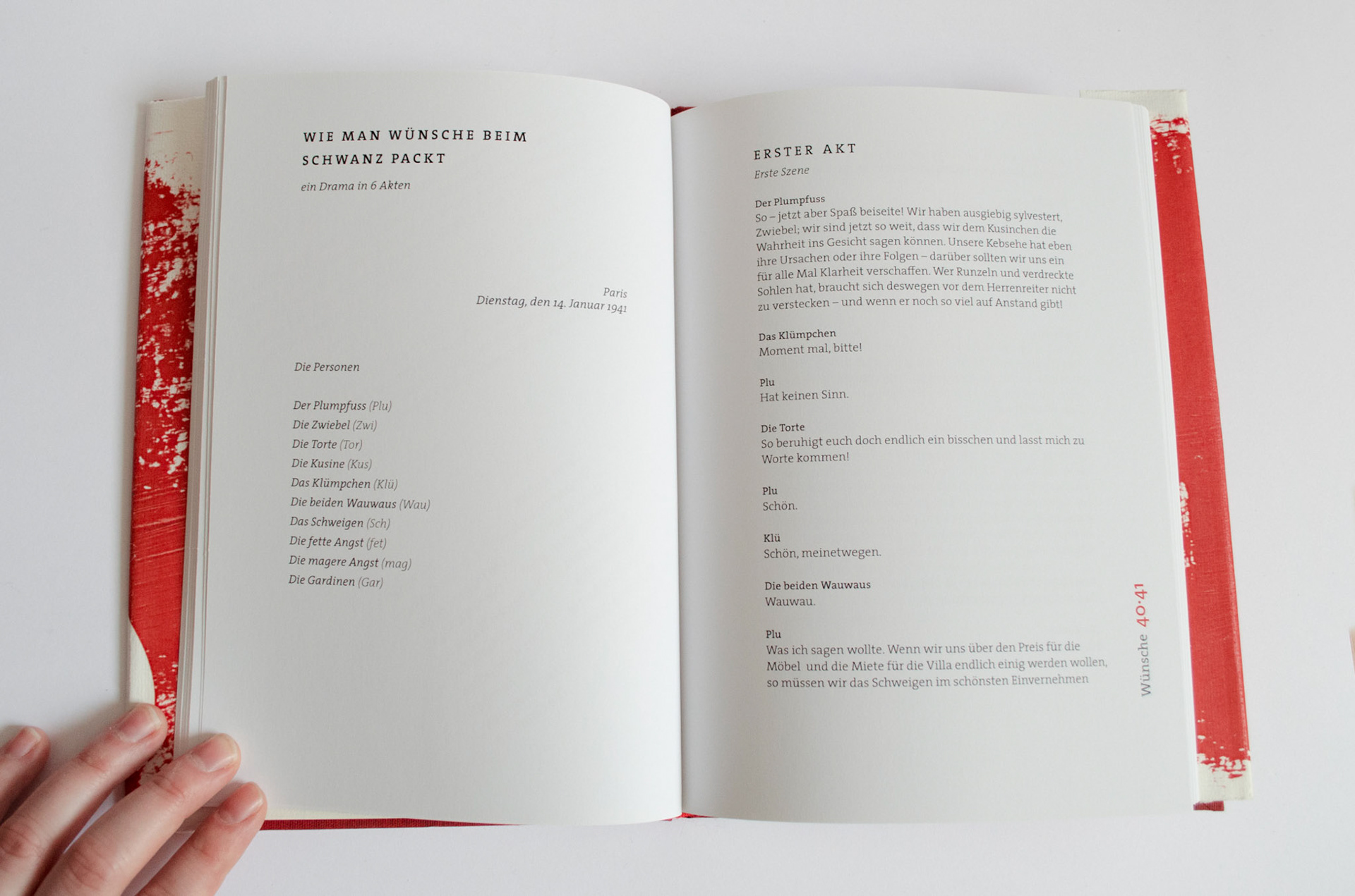 The many cuts of the typeface Thesis are perfect for creating a unified text hierarchy and the font looks modern and calm, but also individual. 