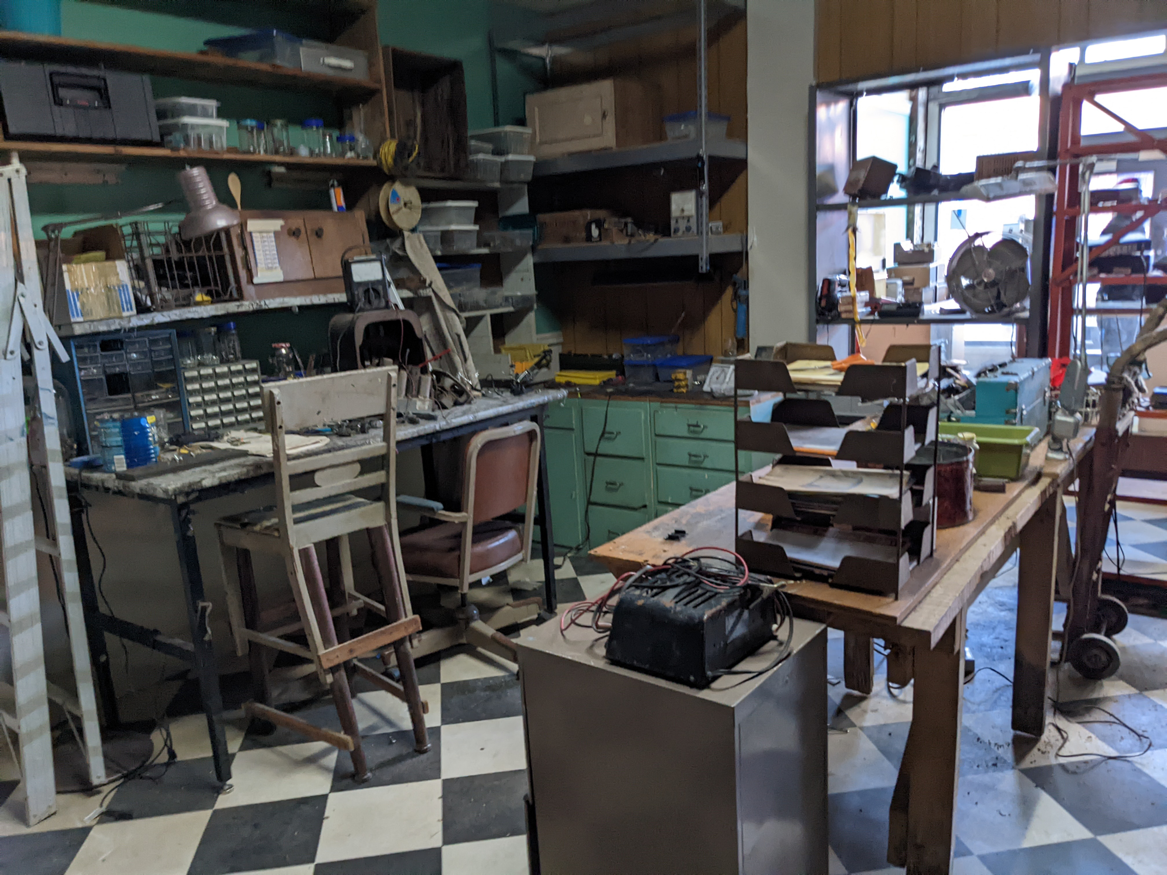 Will Trent Pilot- TV Repair Shop, Will's Living Room | Decorator: Amy Darsey, Buyers: Dante DeStefano, Patti McArthur