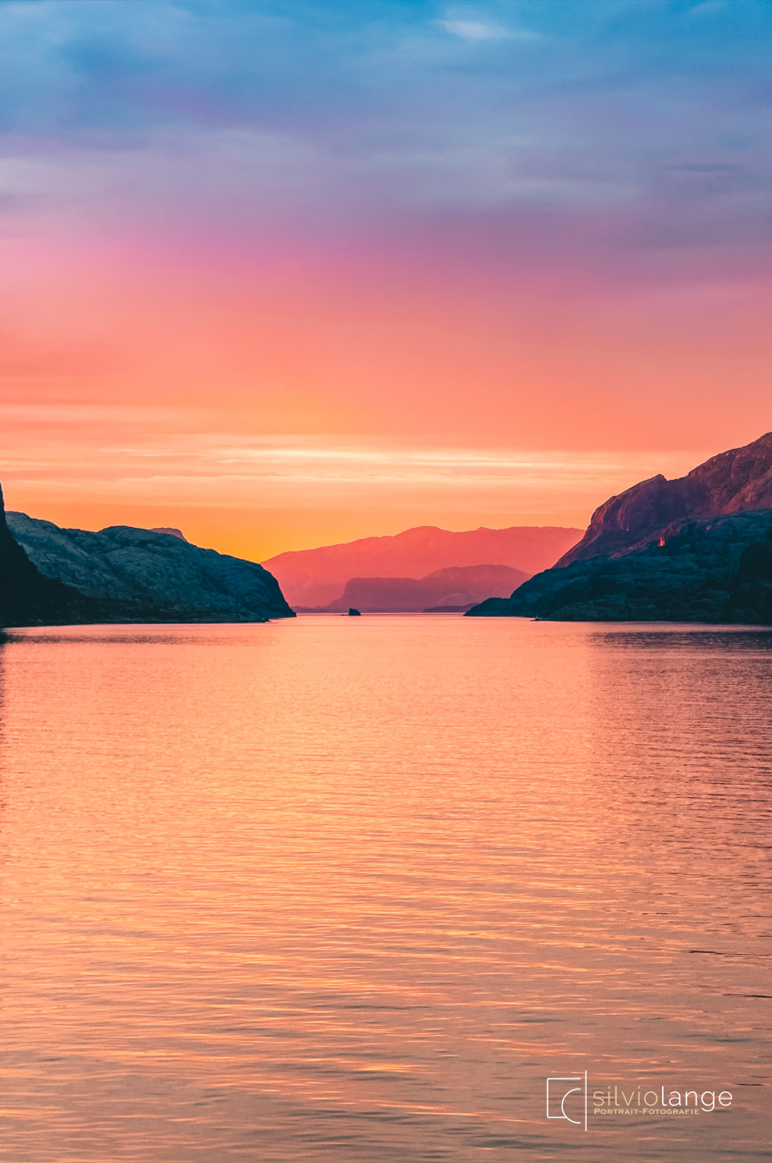 Sonnenuntergang im Hardangerfjord