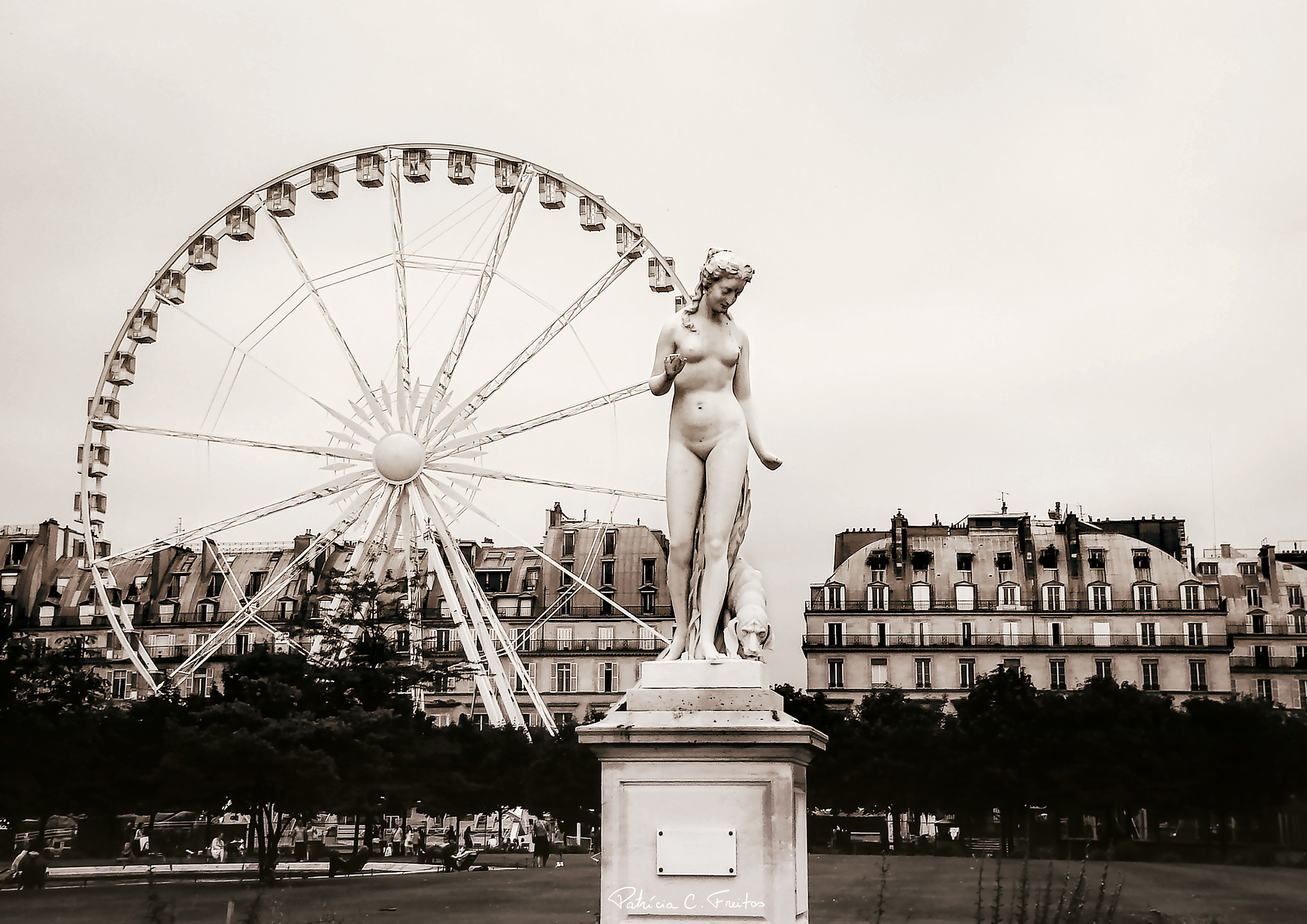Estátua no Jardin des Tuilleries - Paris, França - 2010