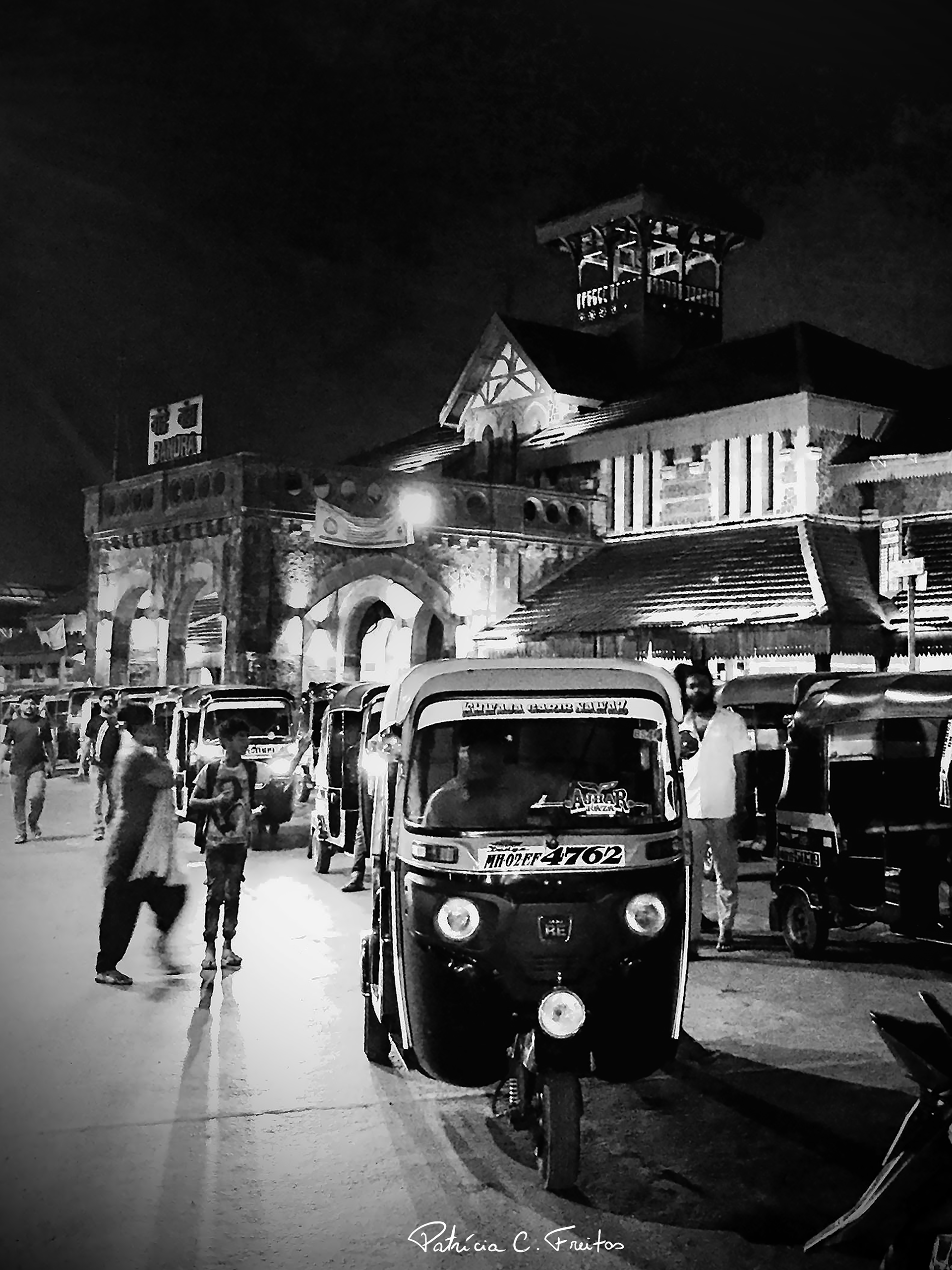 Estação de Bandra - Mumbai, Índia - 2018