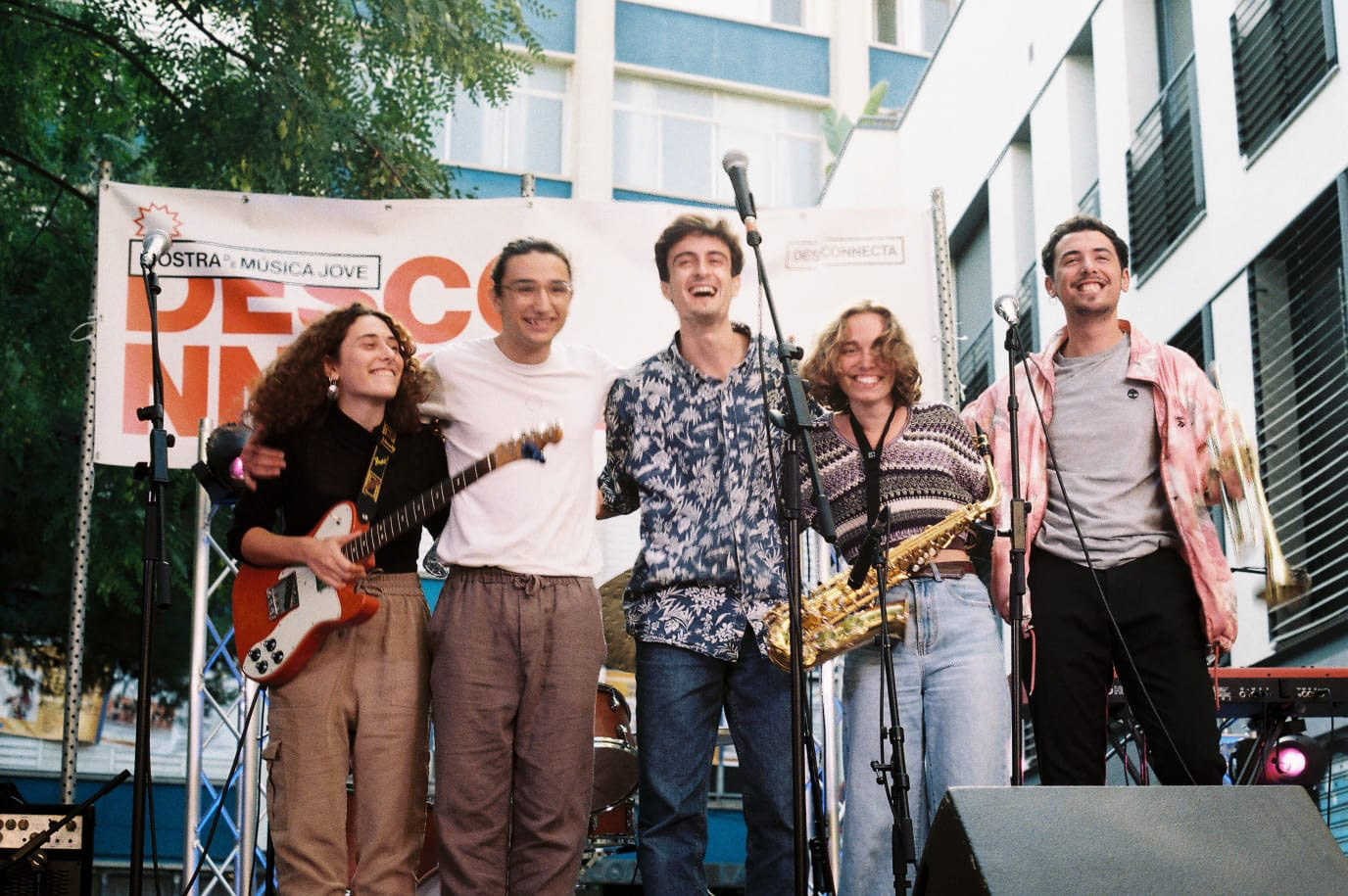 saludant al concert del desconnecta