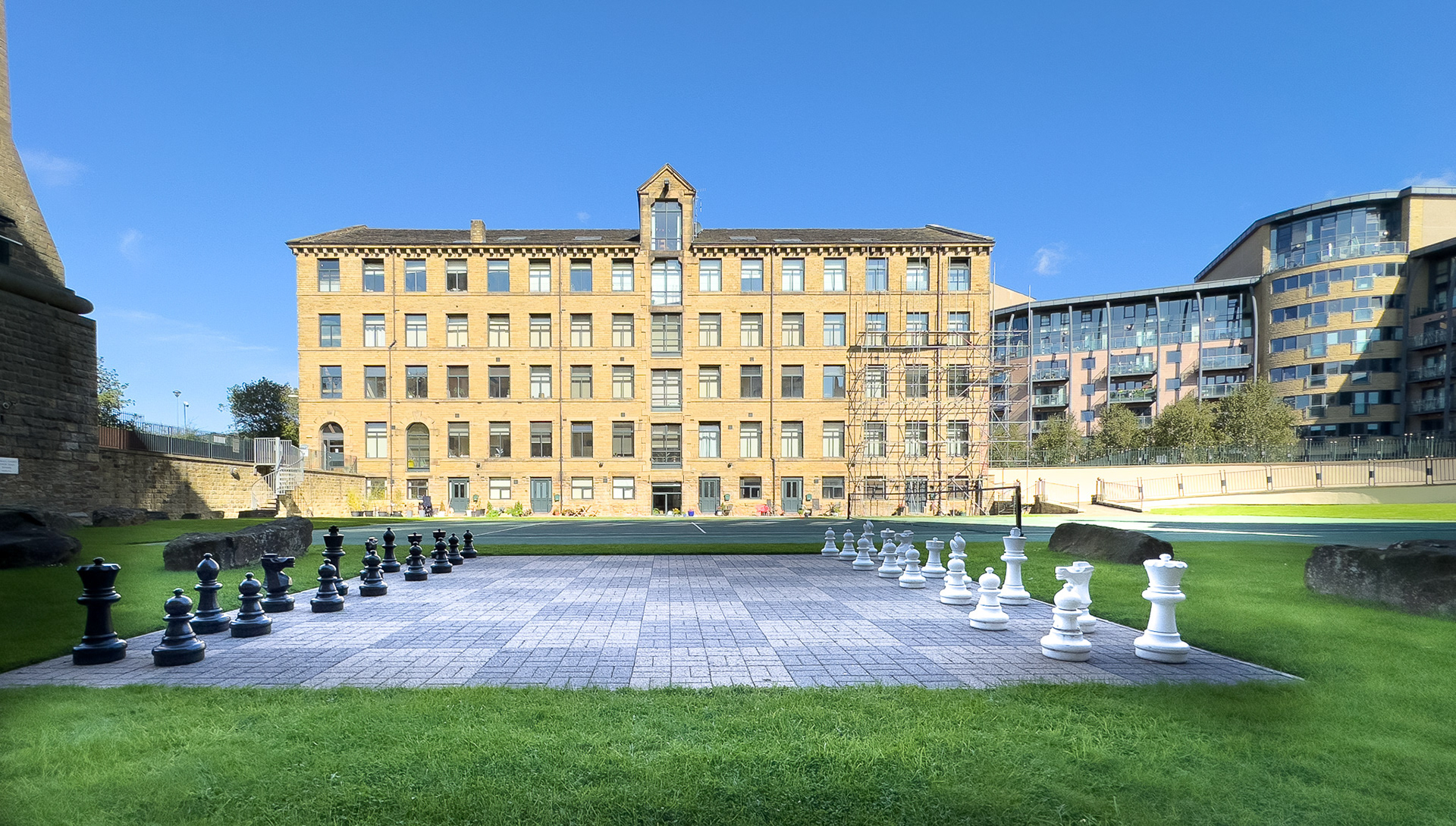 Victoria mils, Shipley