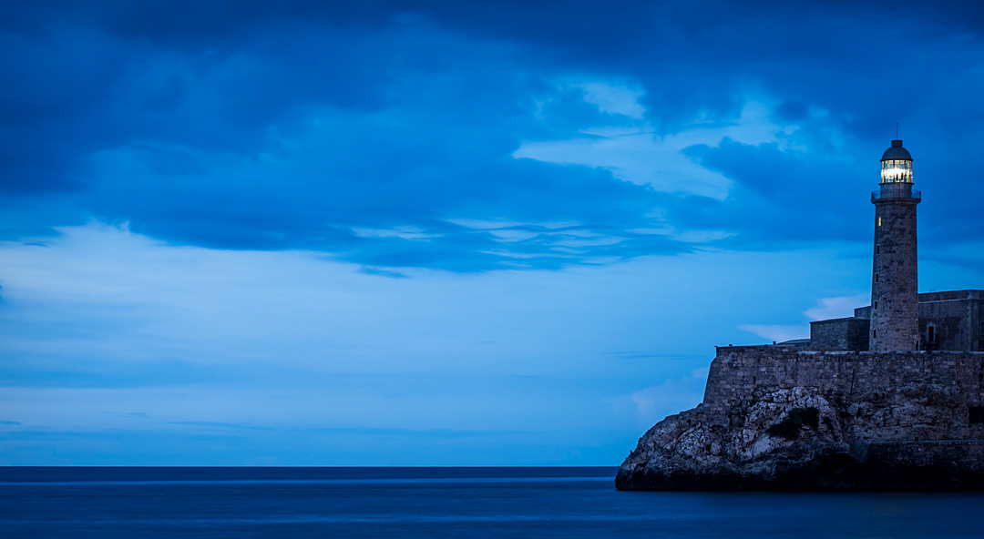 Dusk in La Habana.
