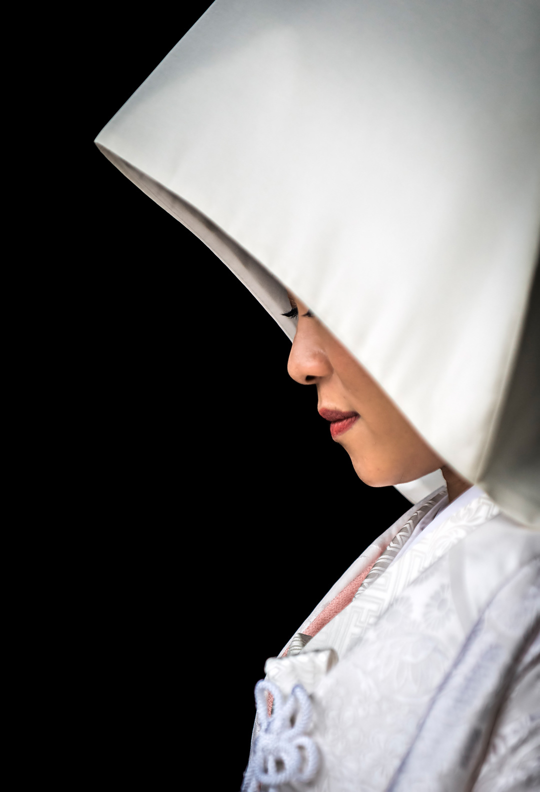 Bride in Meiji-Jingu temple (Harajuku, Tokyo).