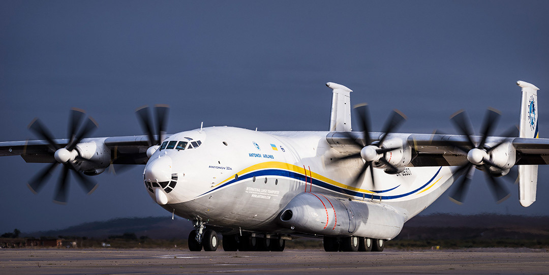 Antonov An-22a "Antei".