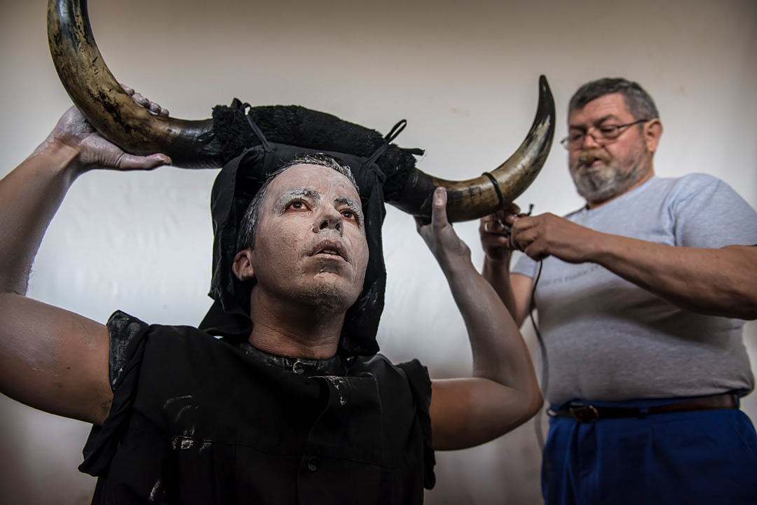  "Devils Luzón" preparing for Carnival in Luzon (Guadalajara, Spain). 