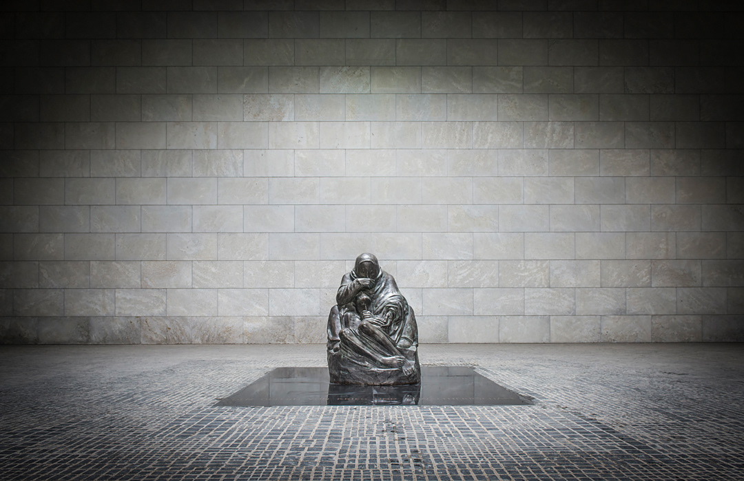 Neue Wache. Memorial for the Victims of War and Tyranny.