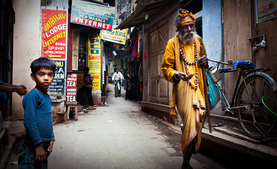 'Galis' (alleys) in Varanasi. 