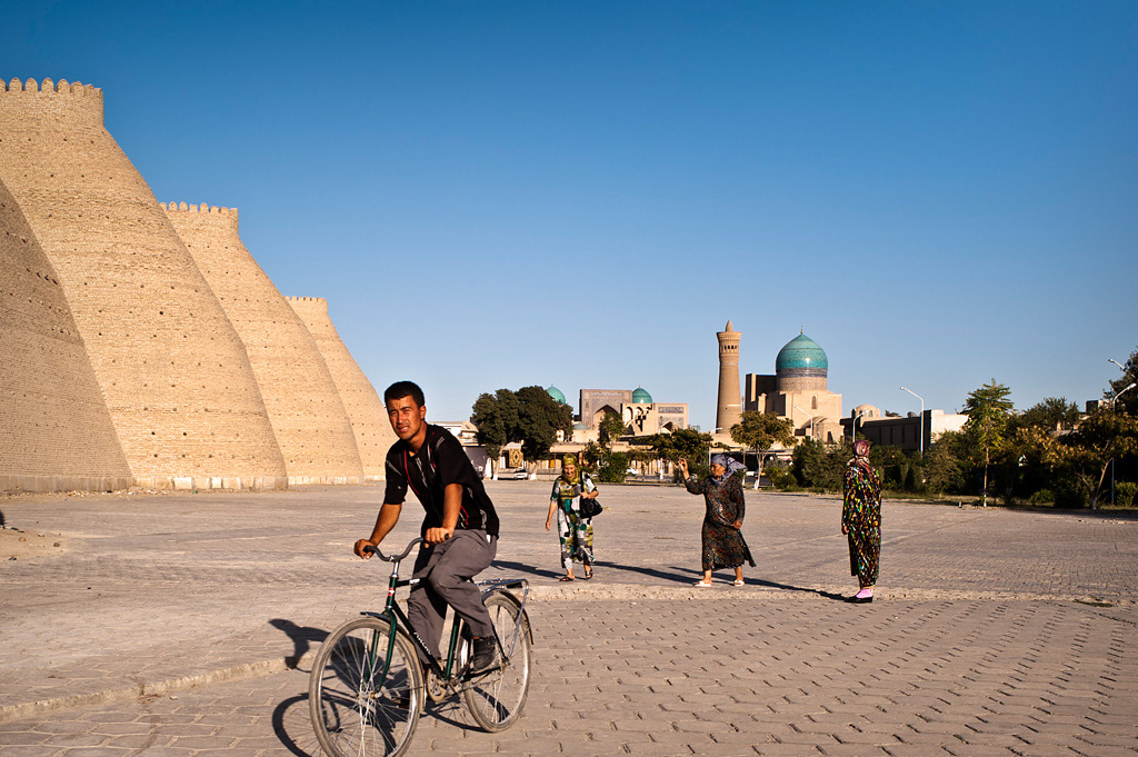   Bukhara. People beside The Ark walls. 