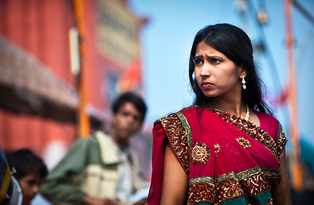Girl in Chausatti Ghat (Varanasi).