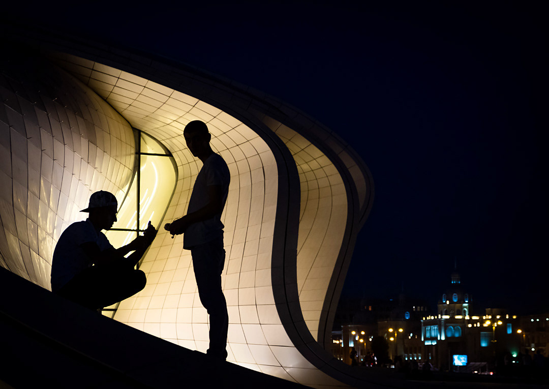 Heydar Aliyev Center (Bakú, Azerbaijan).