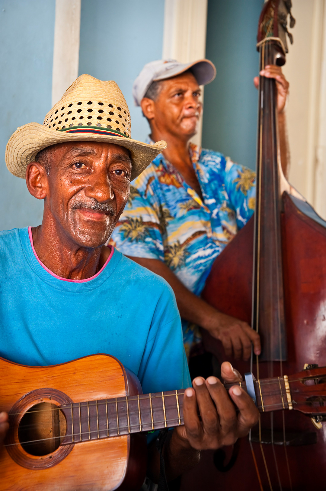 Musicians in the Culture's House of Trinidad. Cultural activities are frecuently sponsored by goverment. 