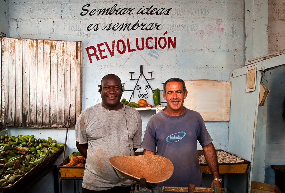 Fruit shop in Santa Clara. Racism is totally eradicated in cuban society. 