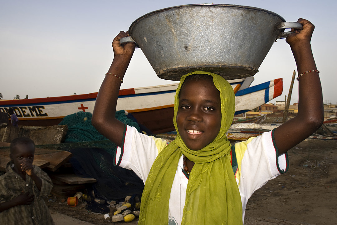 Girl in the fishermen´s harbour of Saint-Louis du Senegal. 