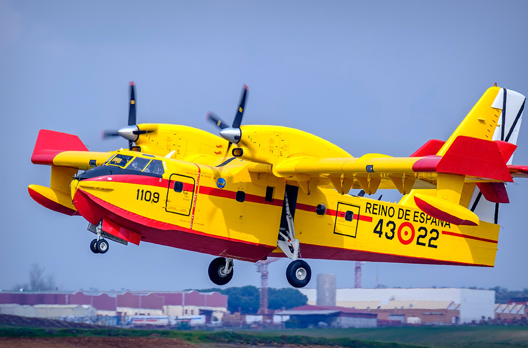Bombardier CL-415T of the 43 Group of the Spanish Air Force landing.