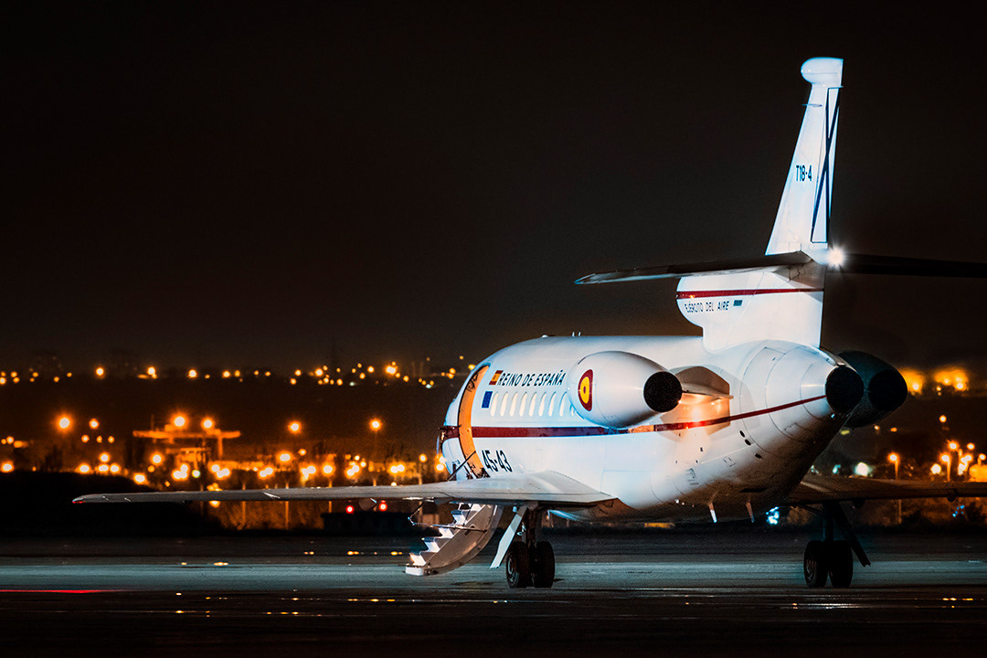 A Dassault Falcon 900 from the 45th Spanish Air Force Group at night.