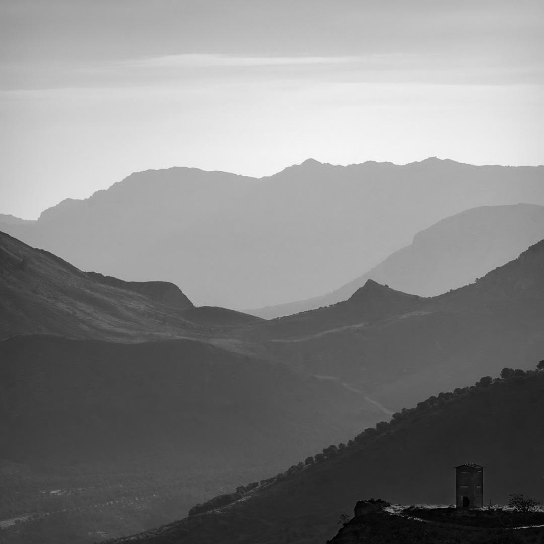 10 Cerro de San Juan, frente a Cabra del Santo Cristo