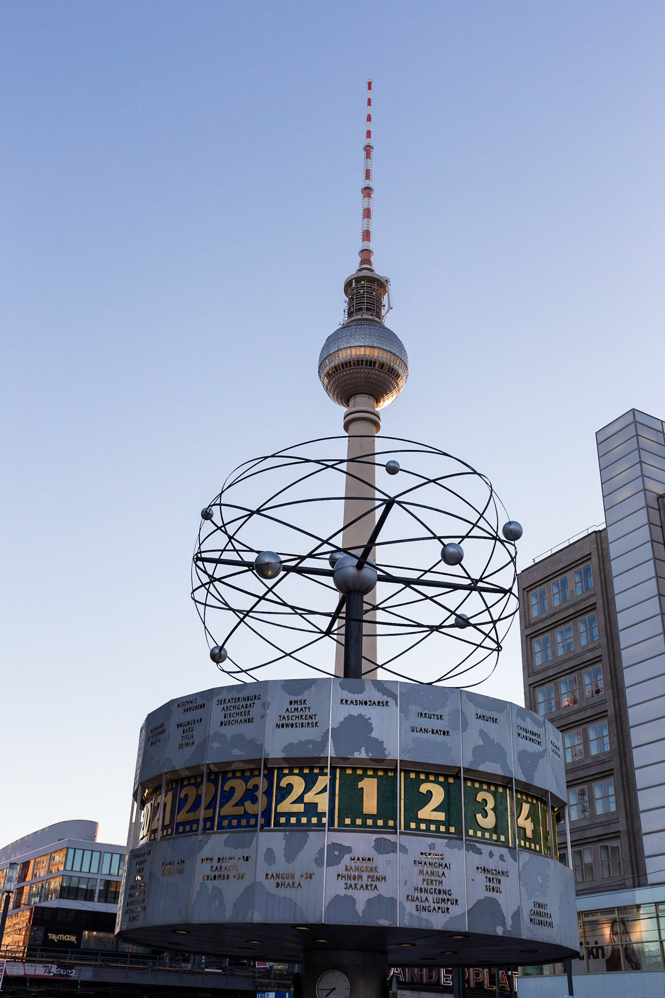 Weltzeituhr am Alexanderplatz