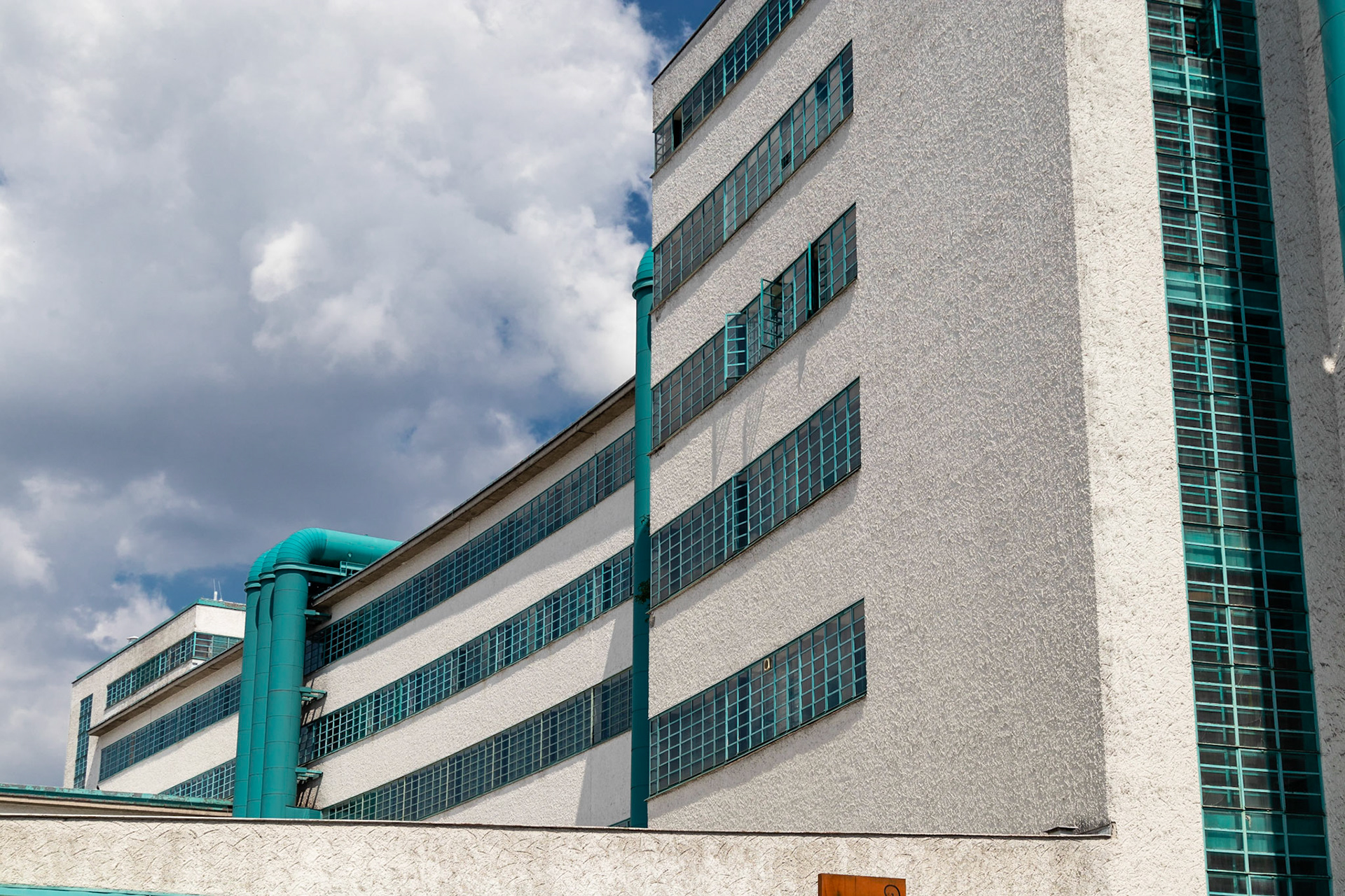 Tabakfabrik Linz, Bau 1