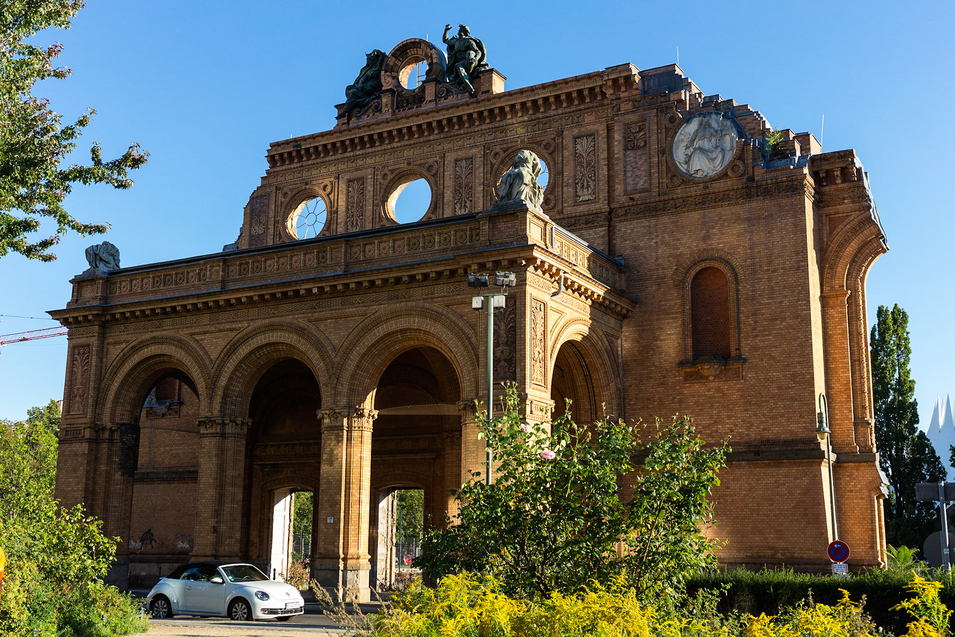 Anhalter Bahnhof