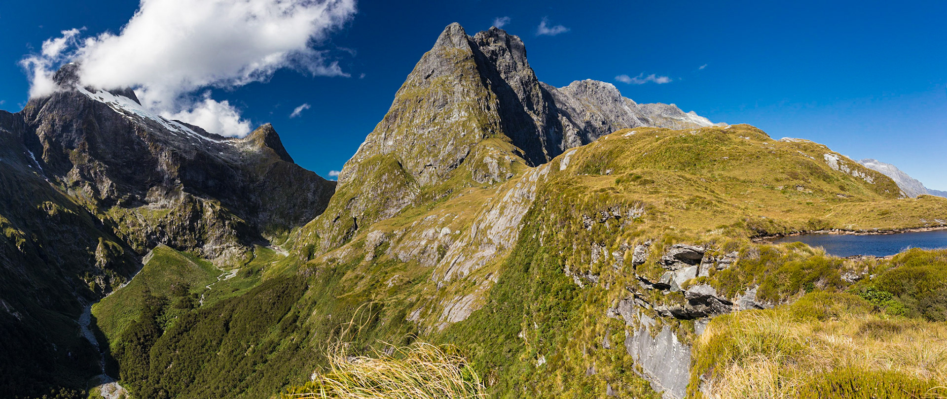 Mackinnon Pass, New Zealand