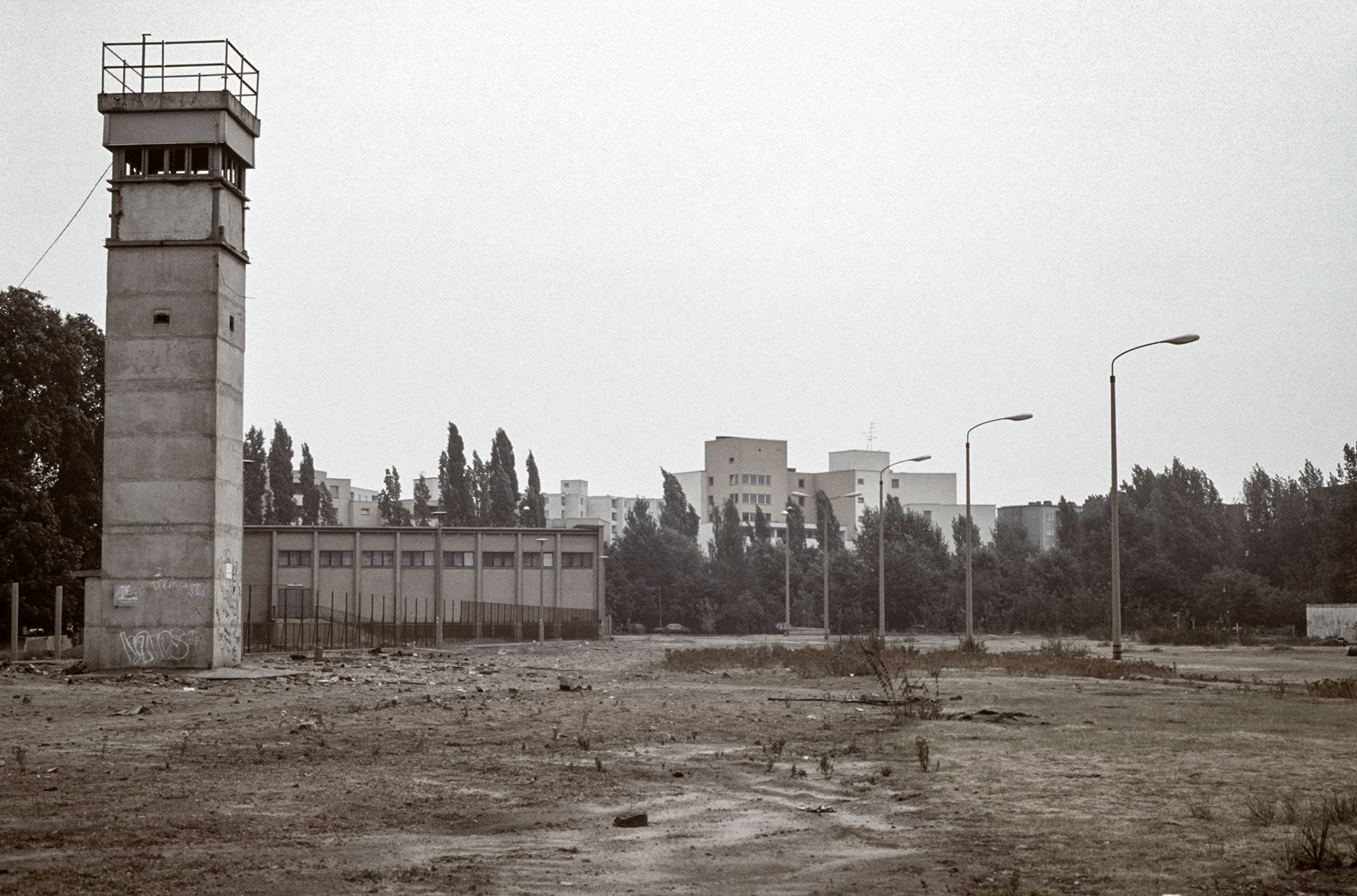 Beobachtungsturm und Lichttrasse