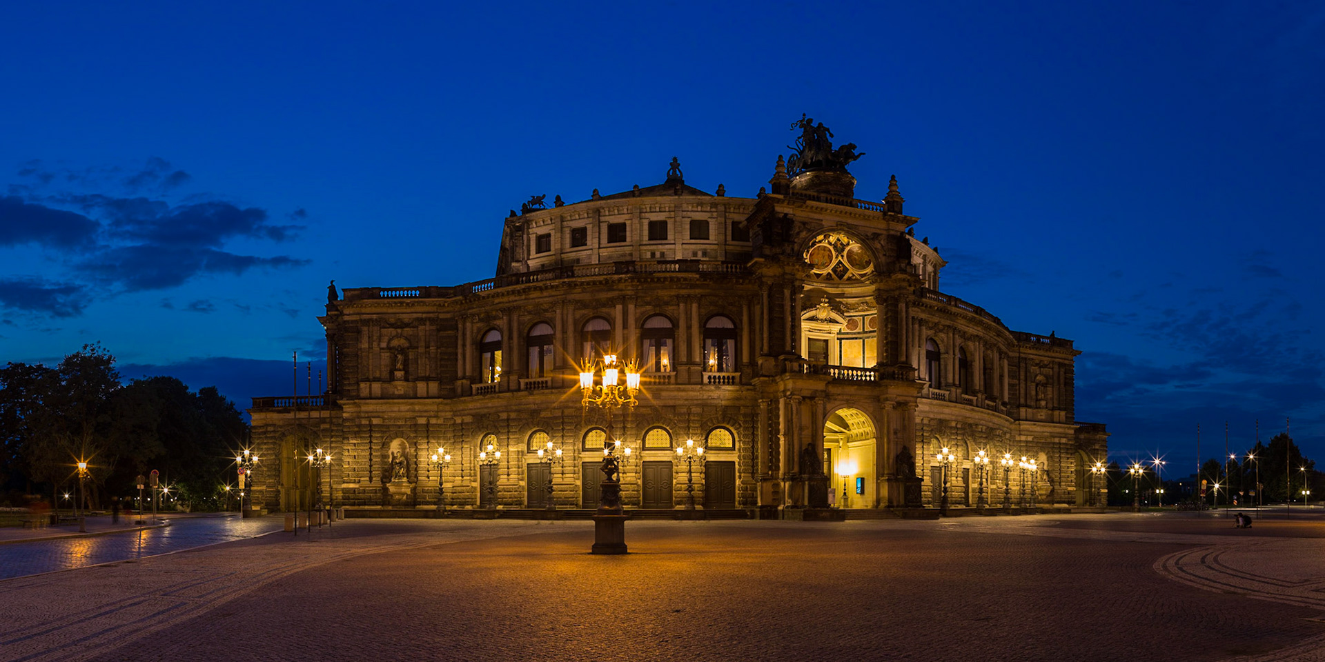Semperoper (stitched)